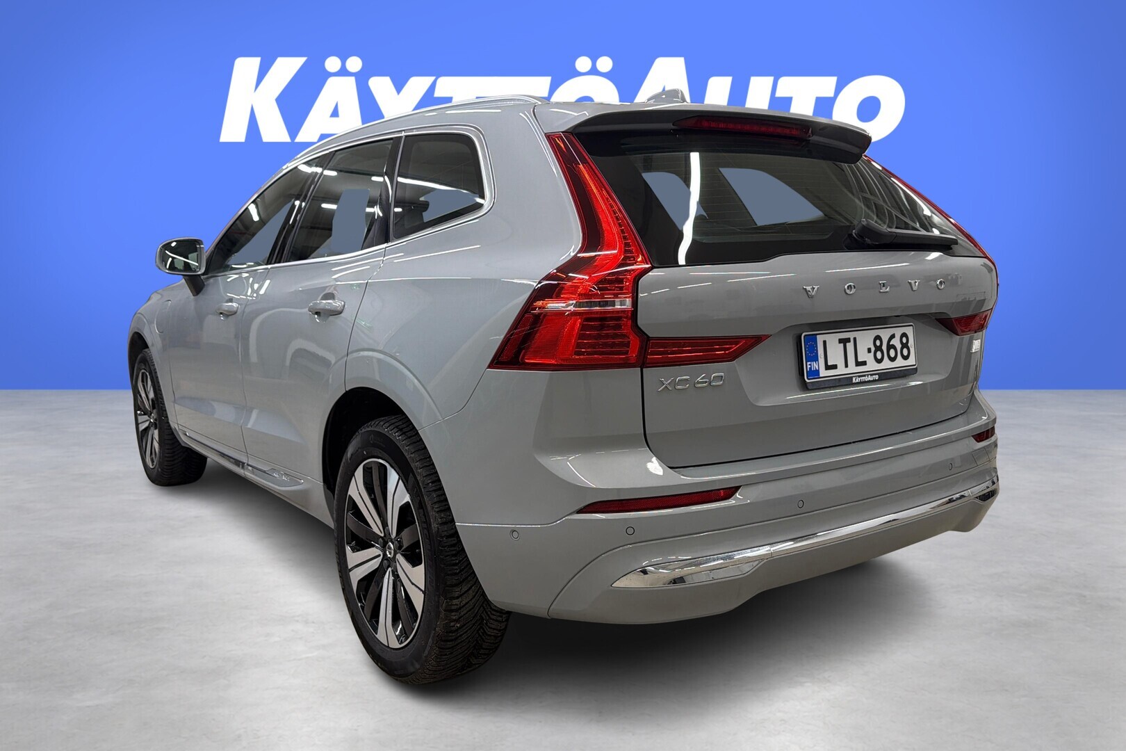 VOLVO XC60 2024
