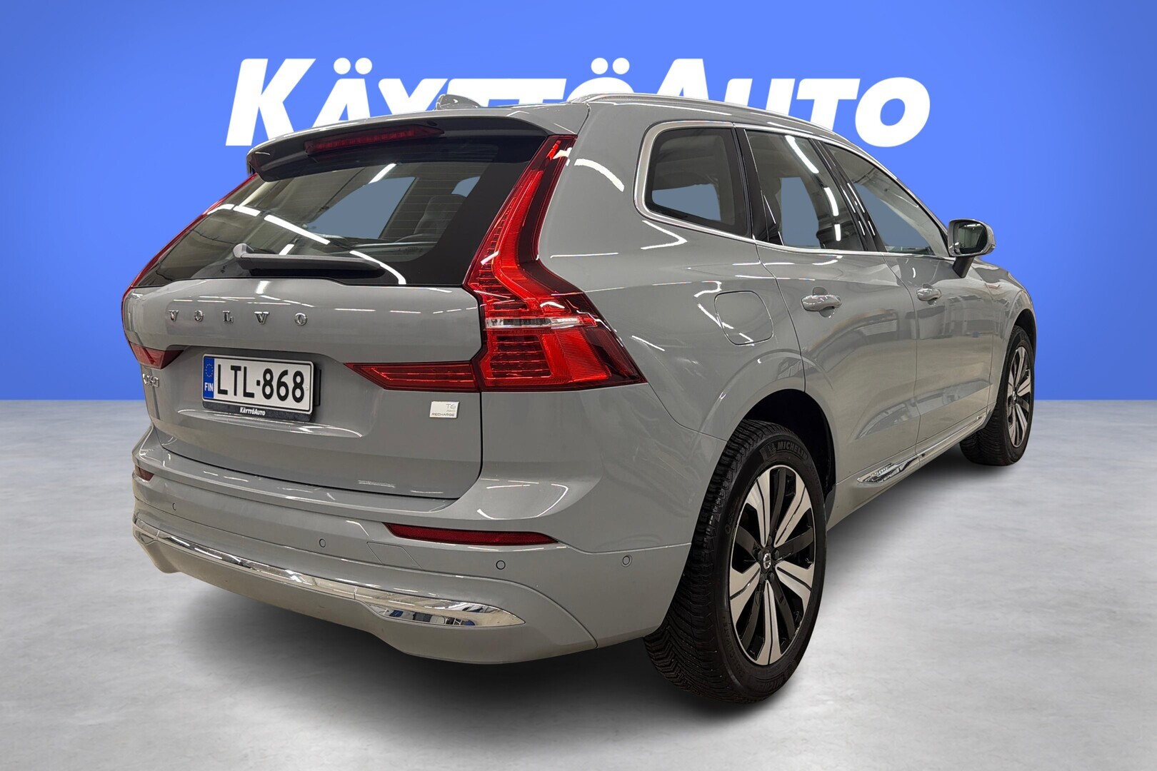 VOLVO XC60 2024