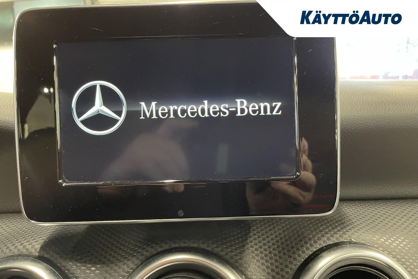 MERCEDES-BENZ A 2018