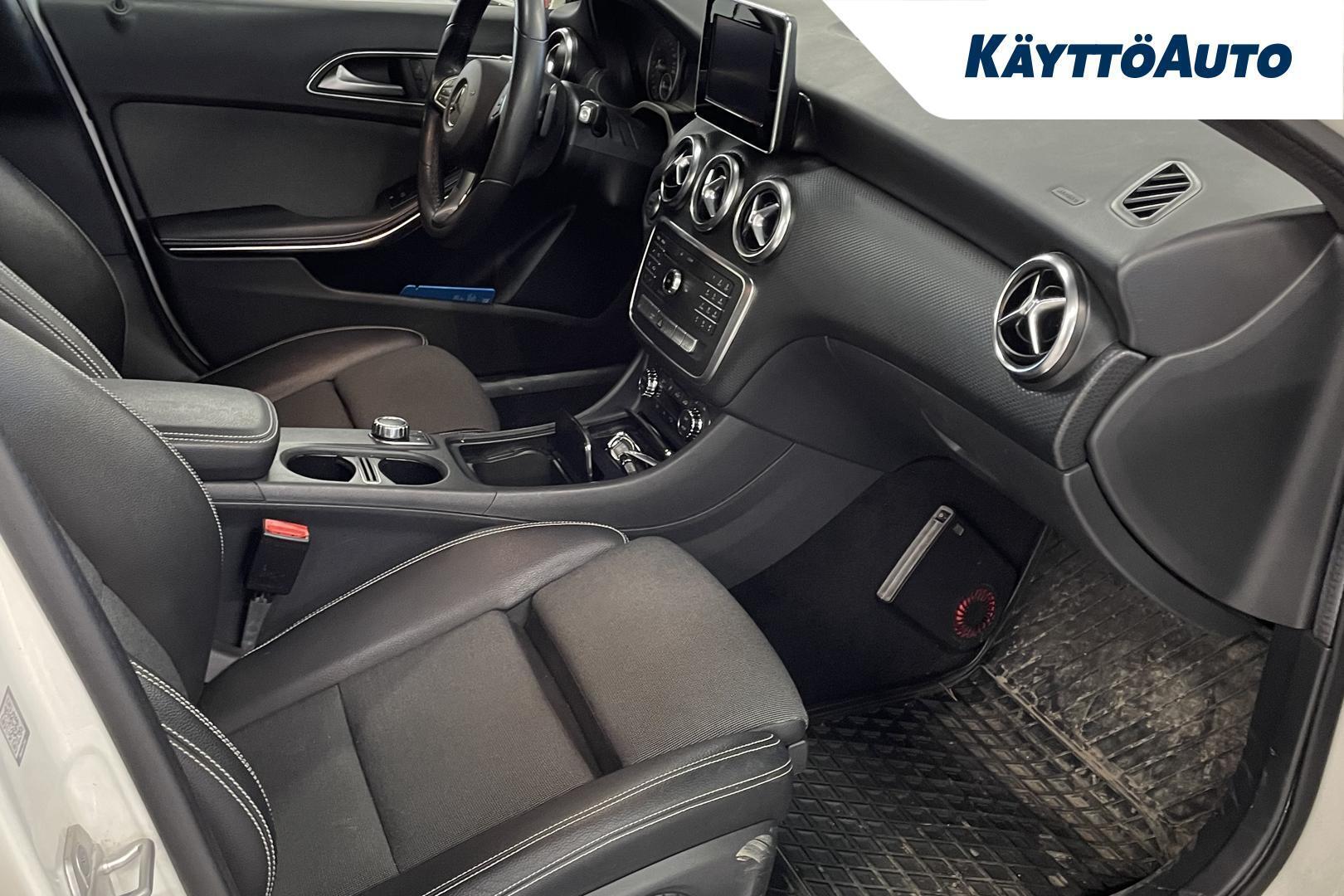 MERCEDES-BENZ A 2018