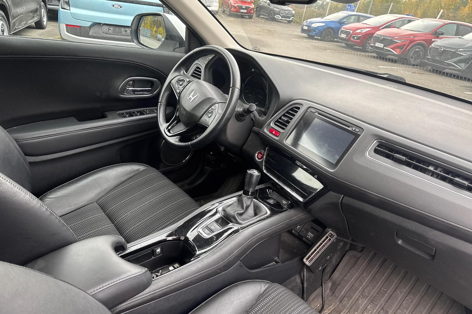 HONDA HR-V 4
