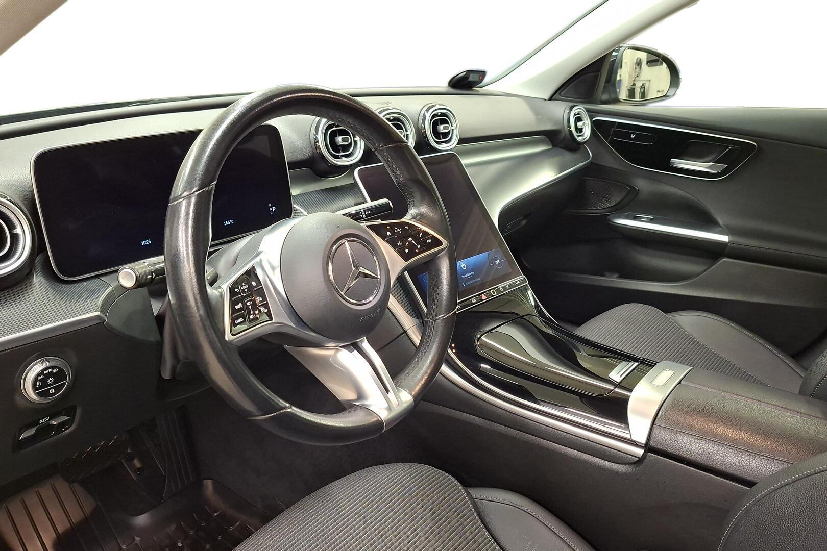 MERCEDES-BENZ C 2022