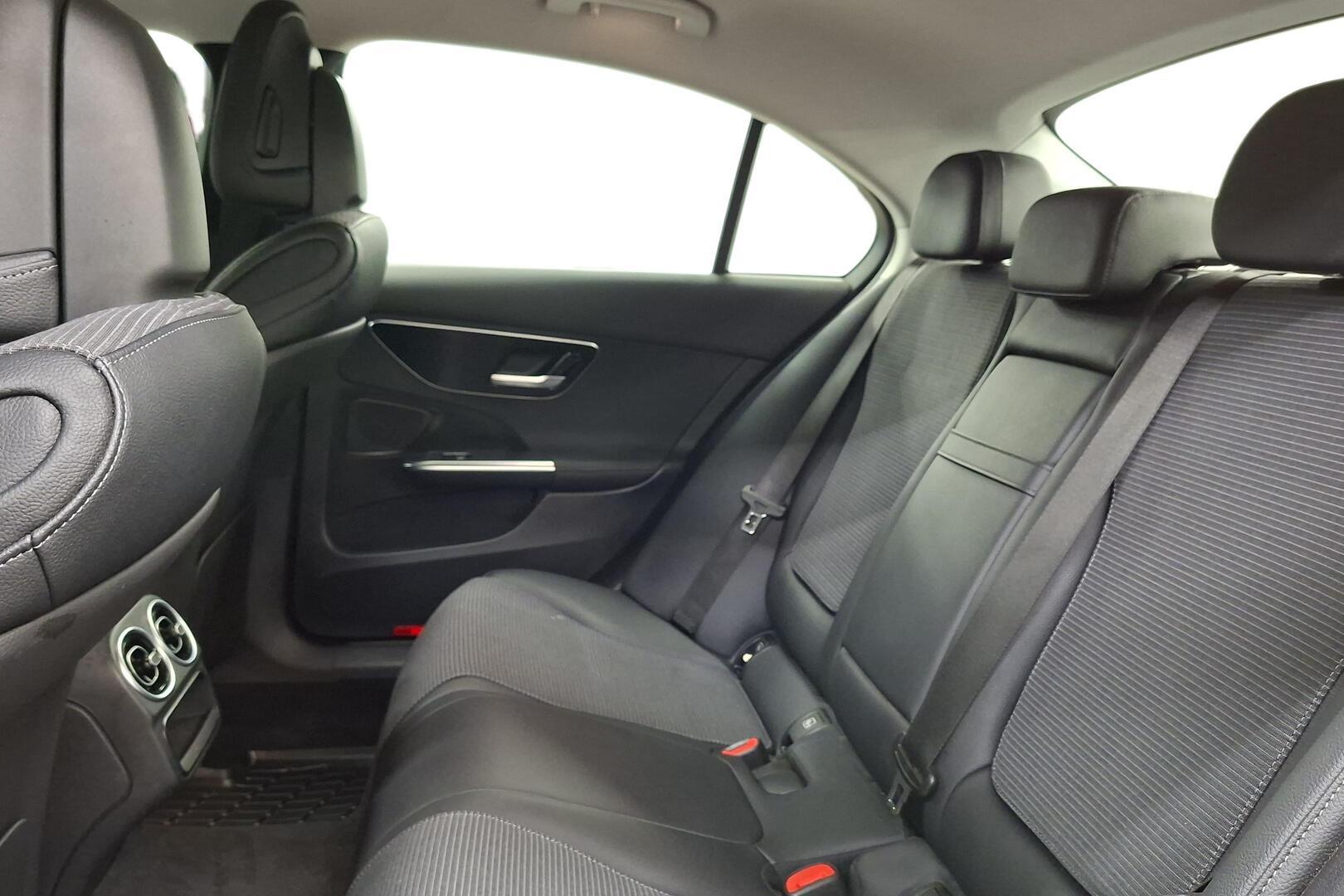 MERCEDES-BENZ C 2022