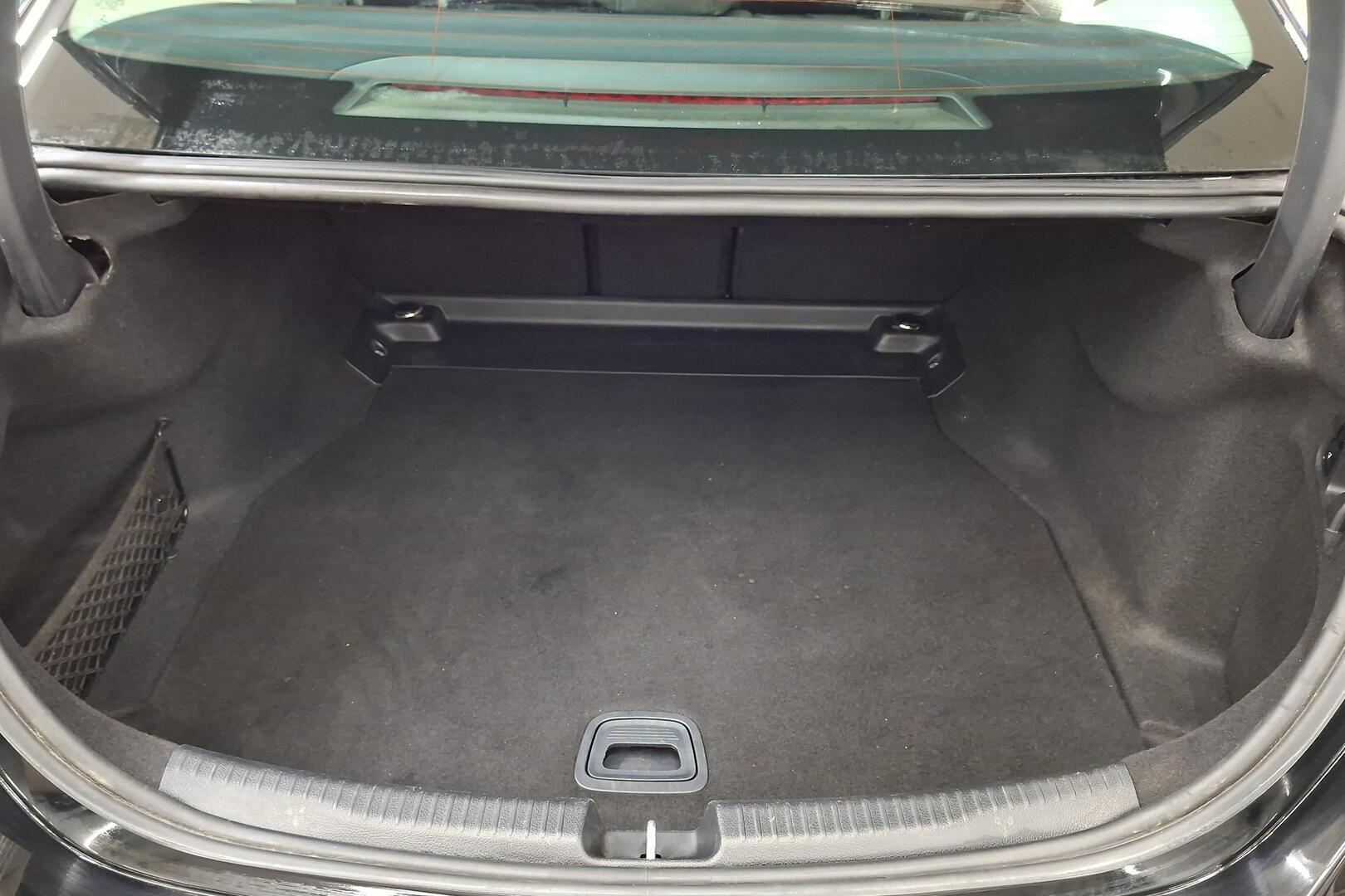 MERCEDES-BENZ C 2022