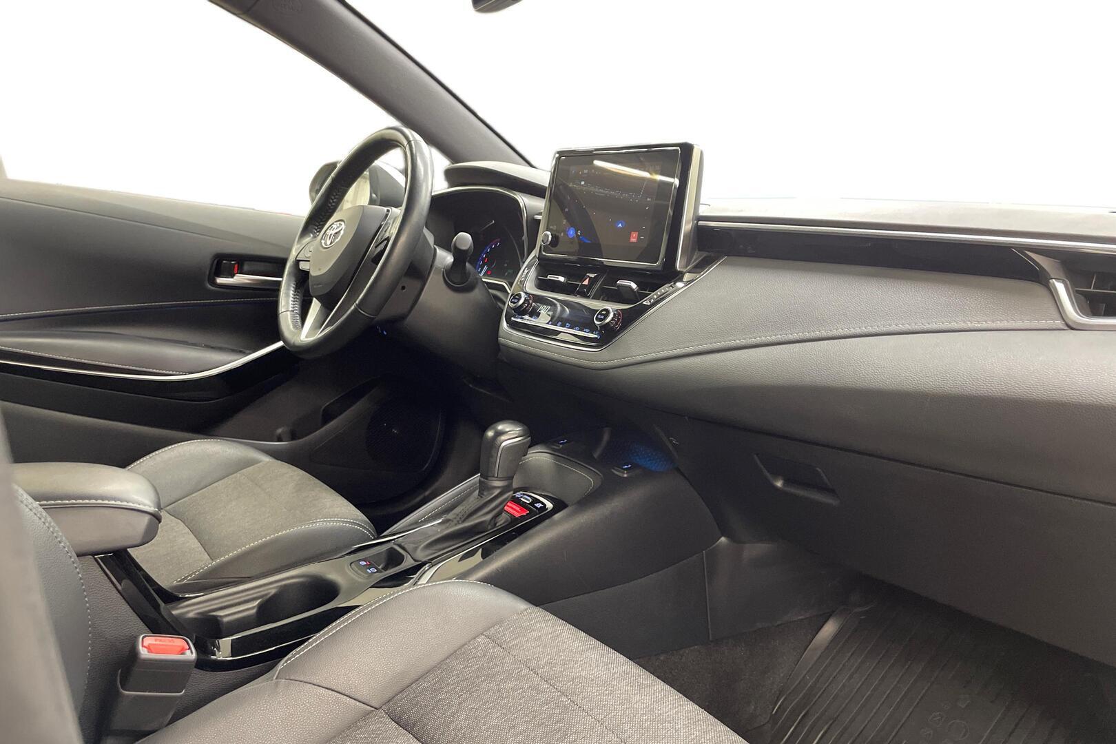 TOYOTA Corolla 2023