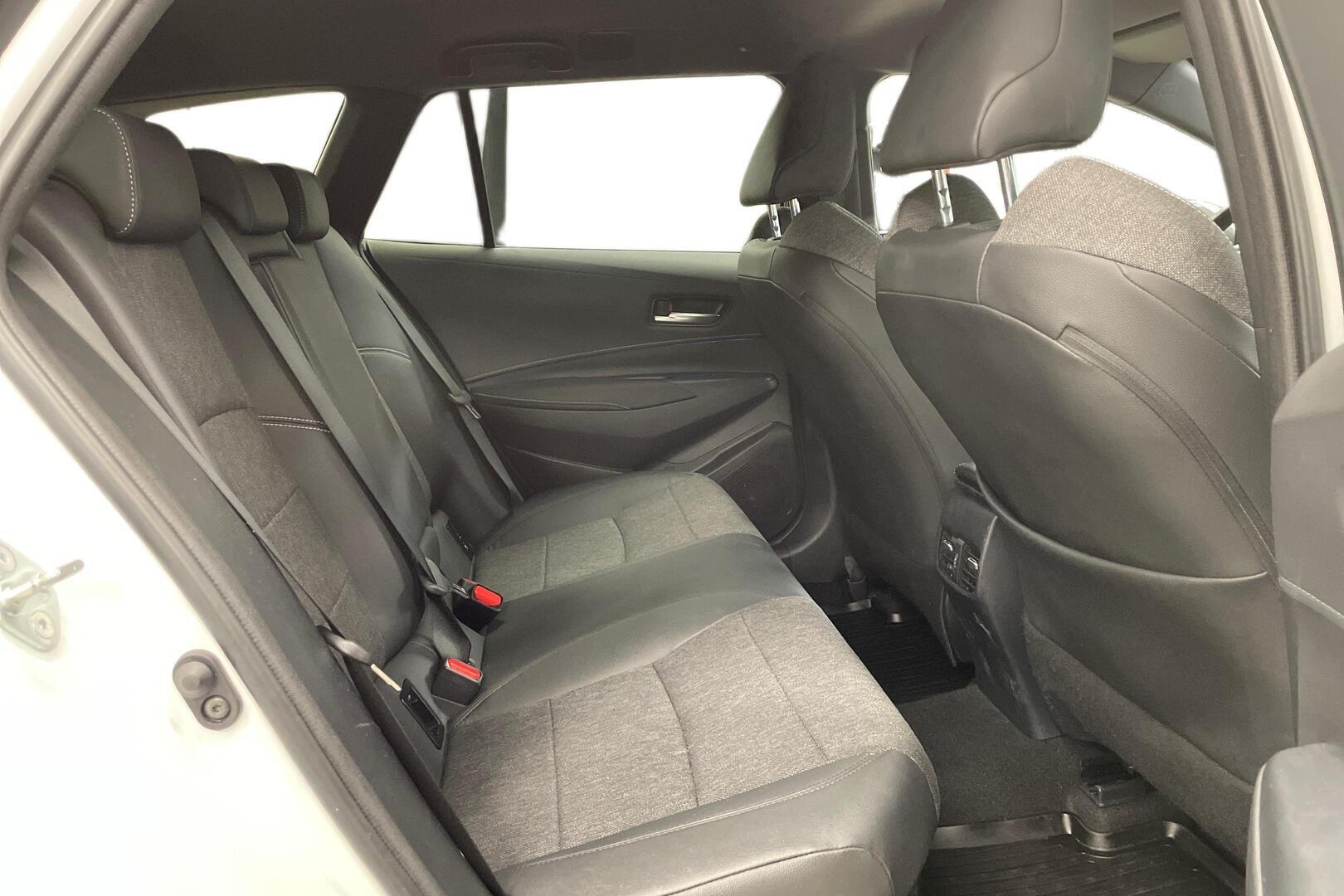 TOYOTA Corolla 2023