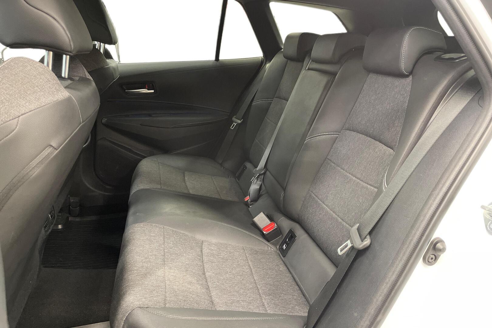 TOYOTA Corolla 2023