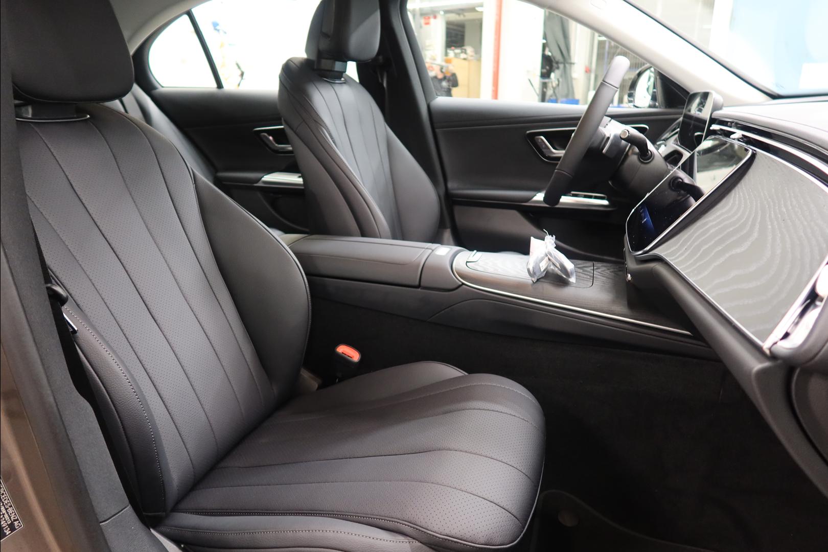 Mercedes-Benz E 2025