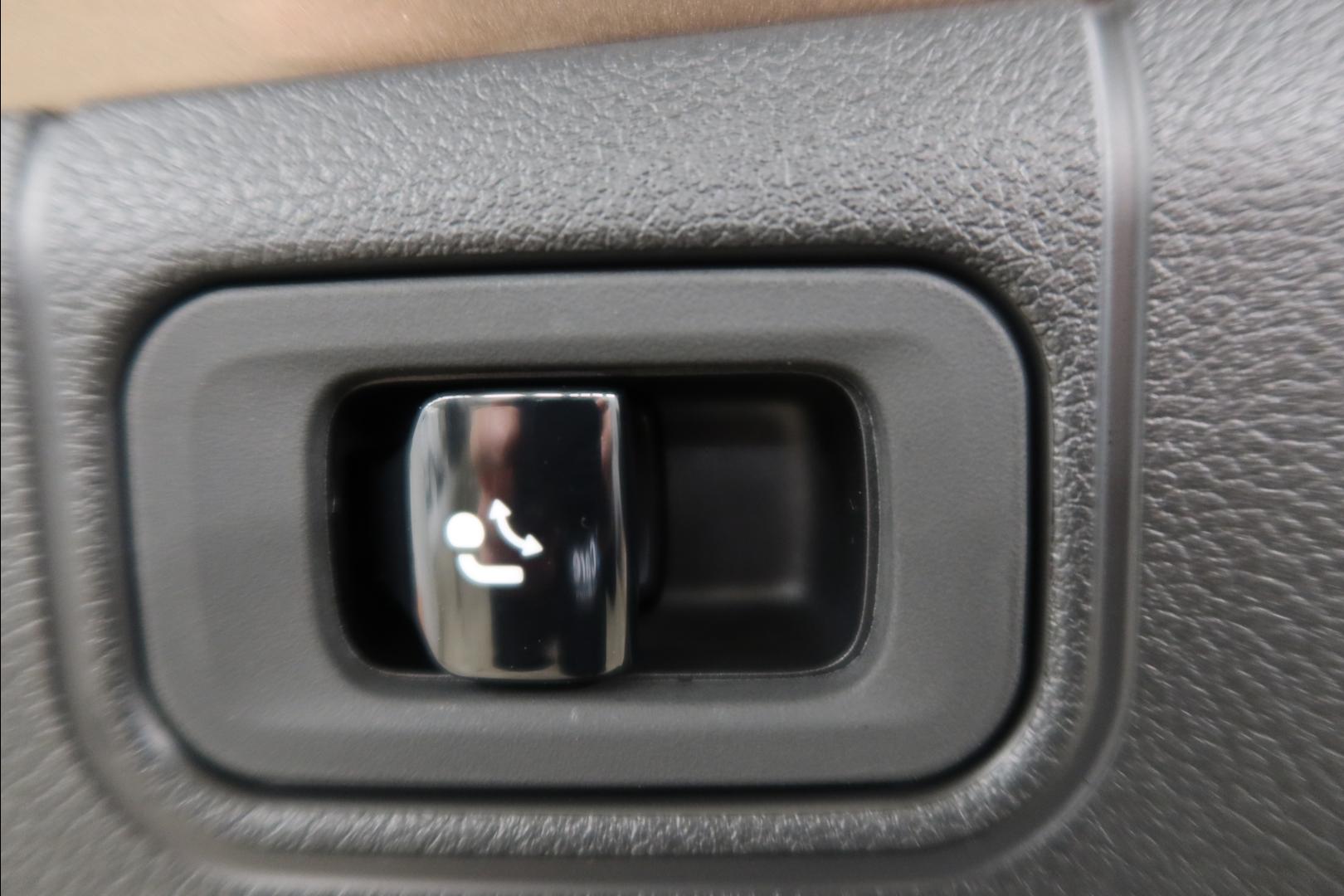 Mercedes-Benz E 2025