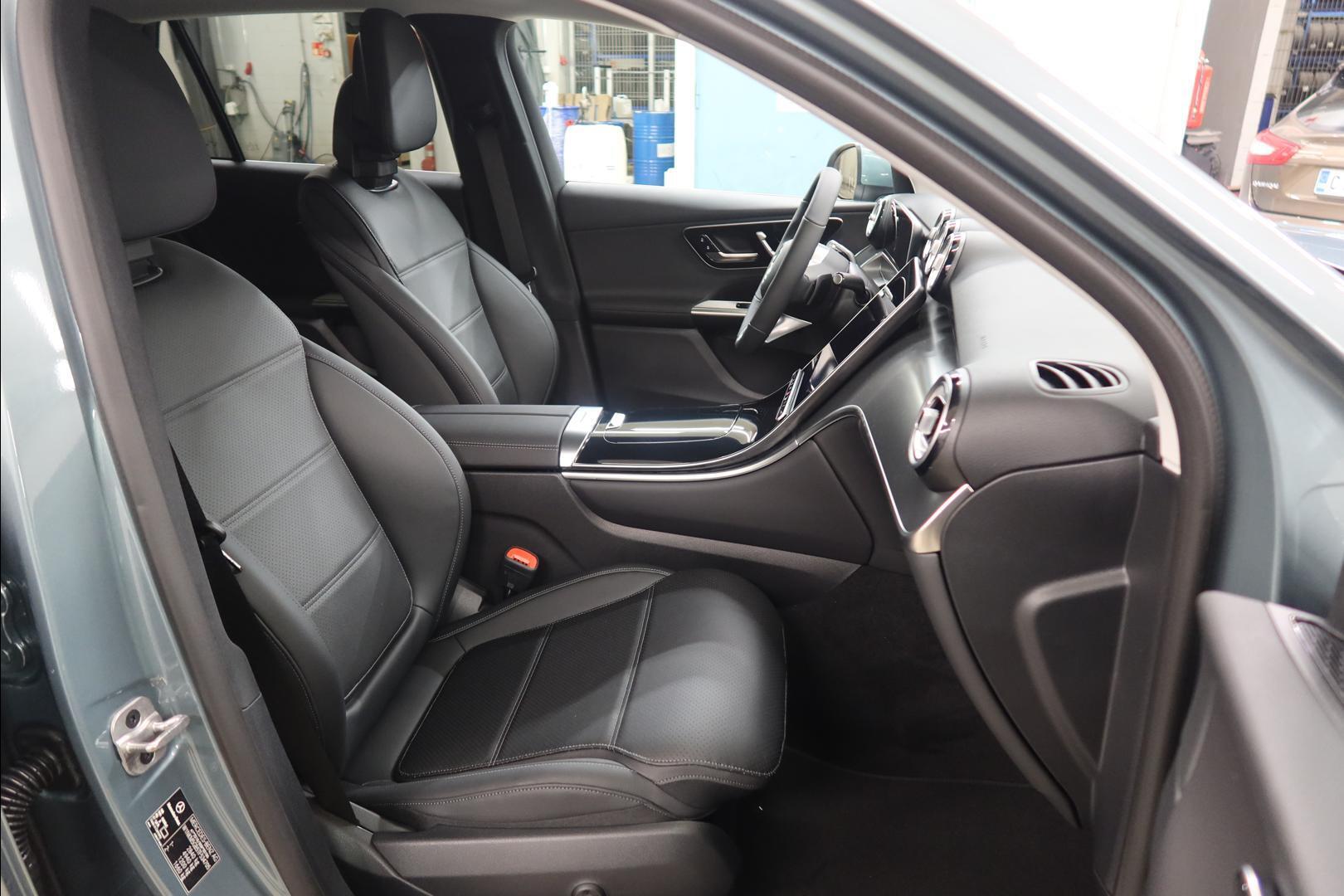 MERCEDES-BENZ GLC 2026