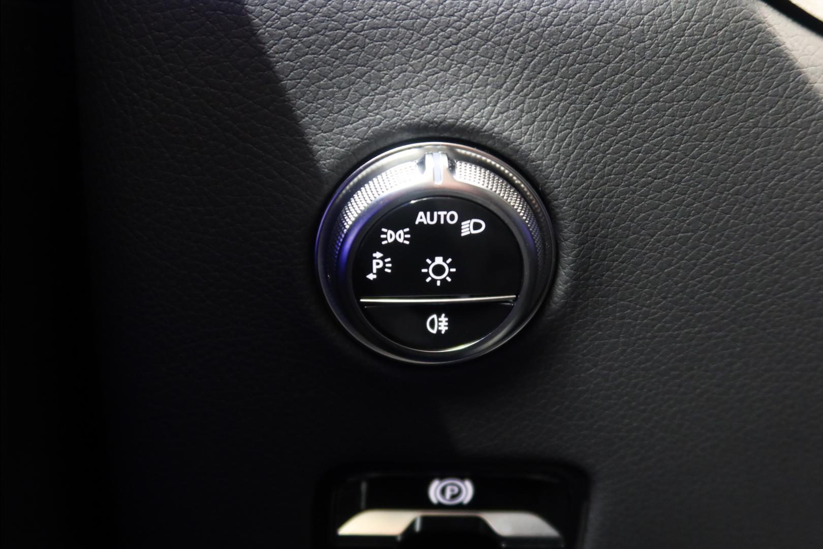 MERCEDES-BENZ GLC 2026