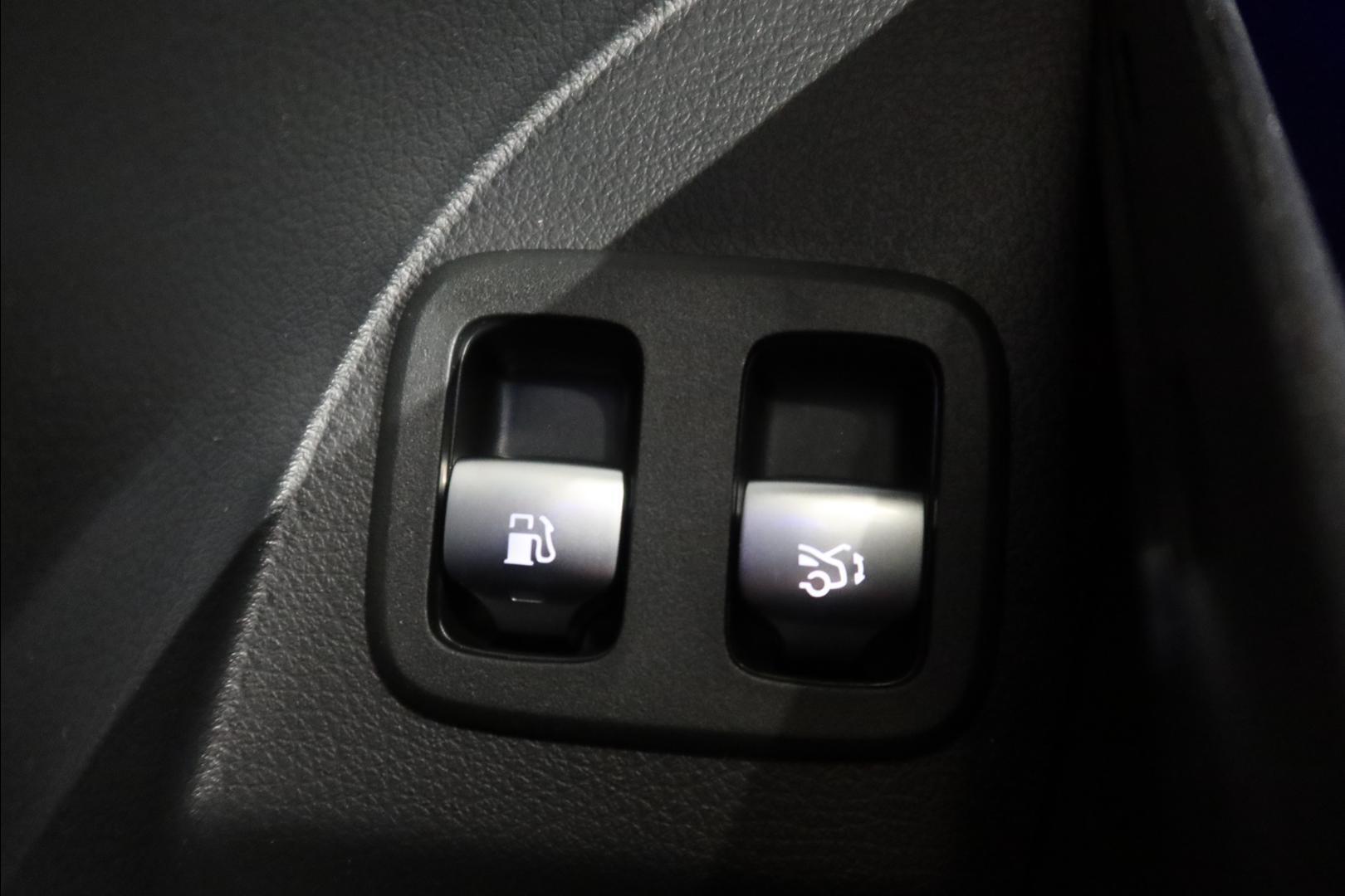 MERCEDES-BENZ GLC 2026