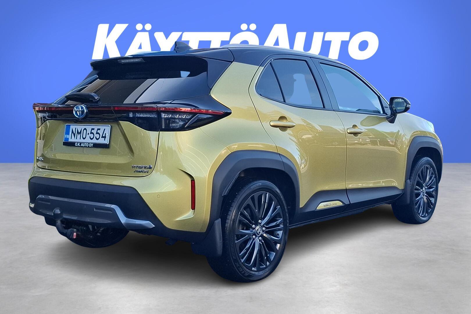 TOYOTA Yaris Cross 2022