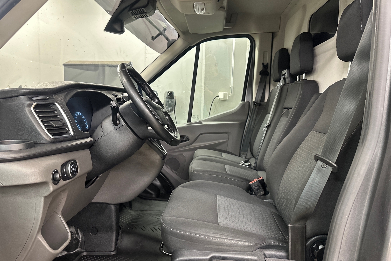 FORD Transit 2023