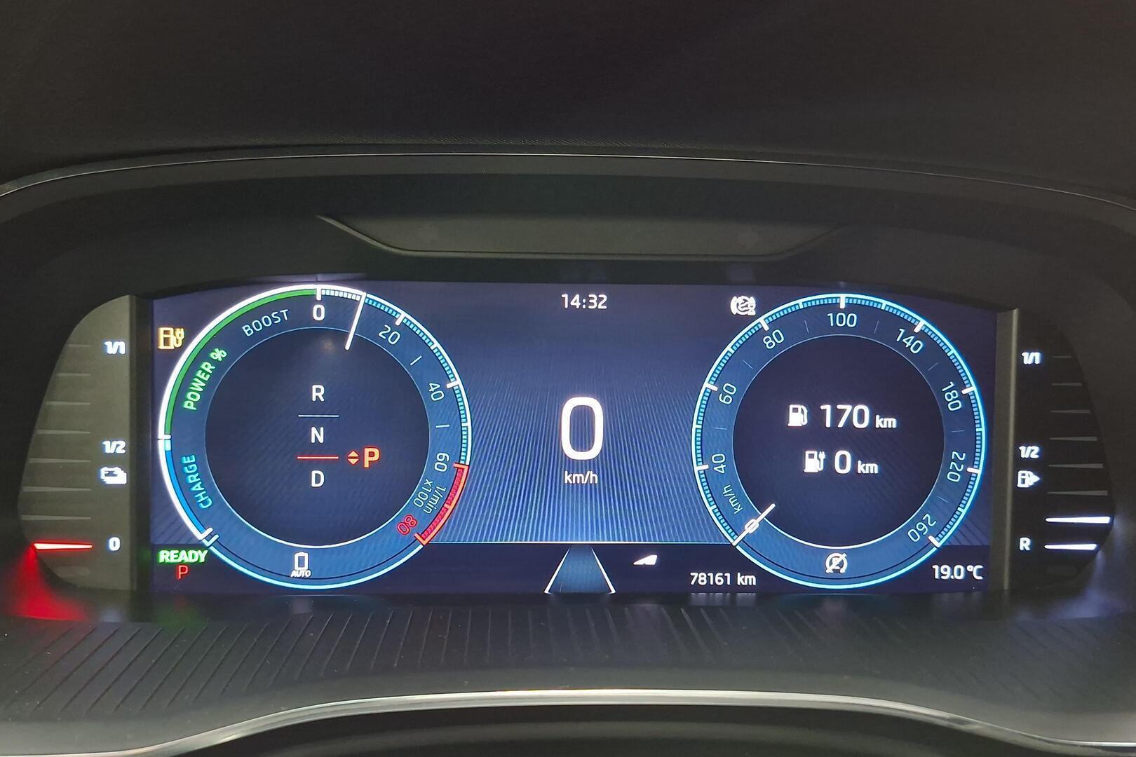 SKODA Octavia 16