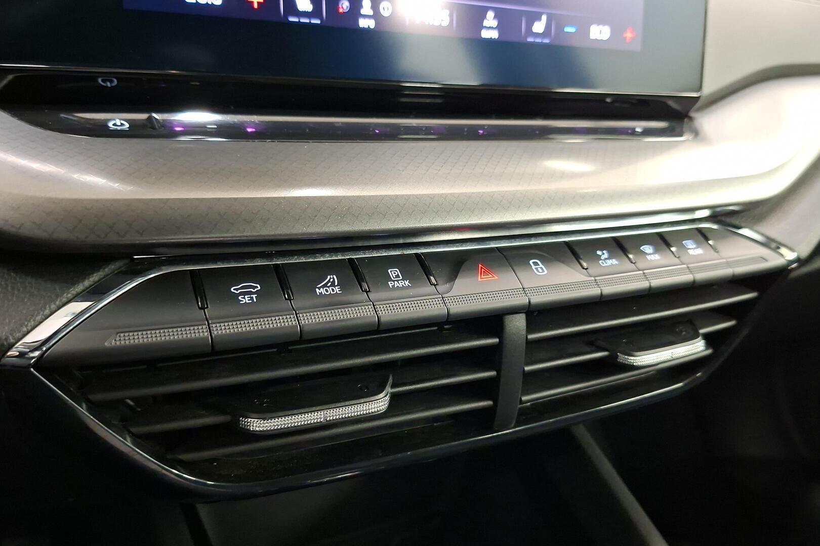 SKODA Octavia 20