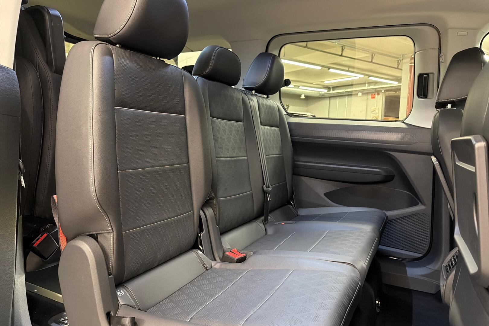 FORD TOURNEO CONNECT 2026