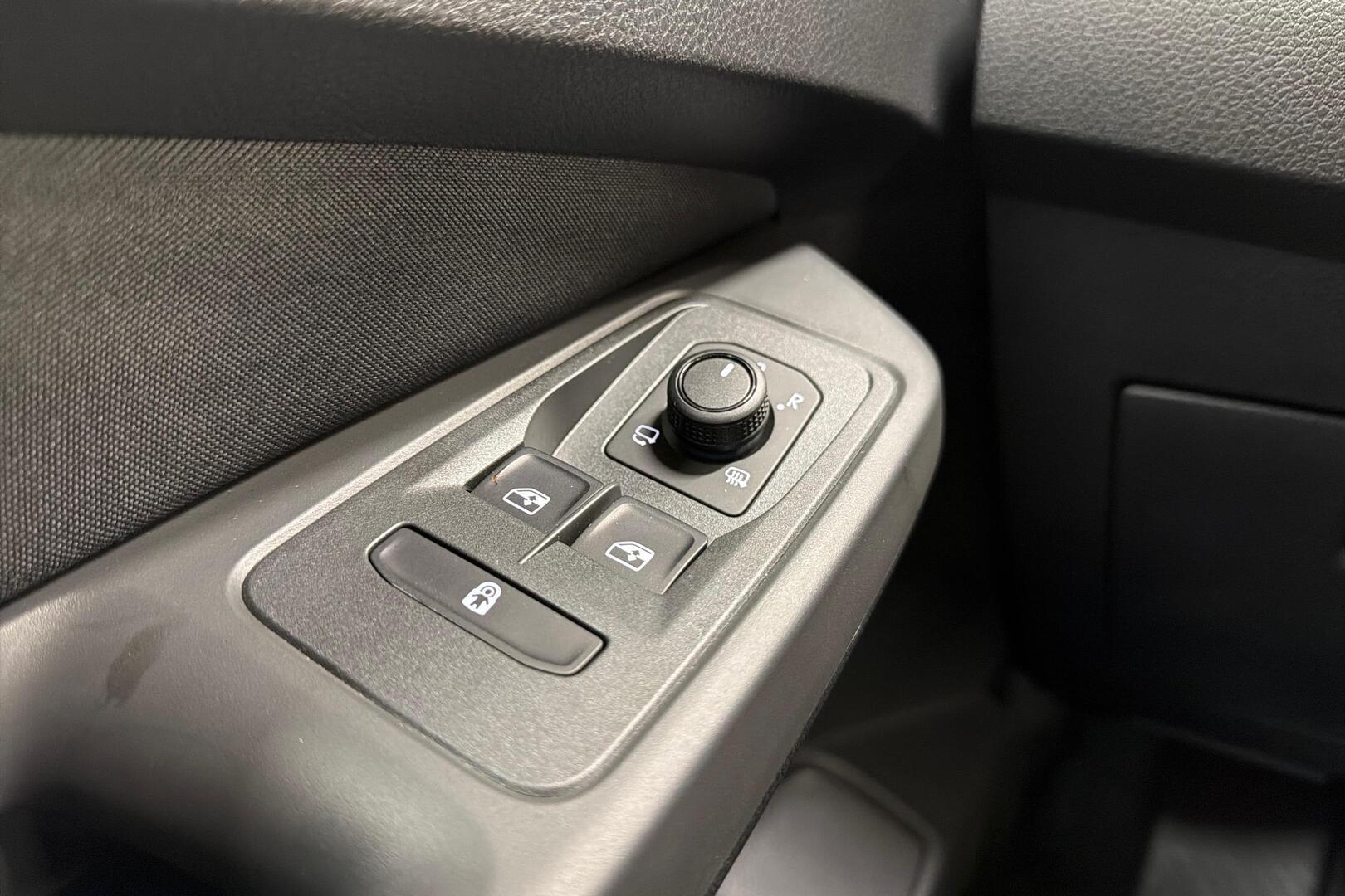FORD TOURNEO CONNECT 2026