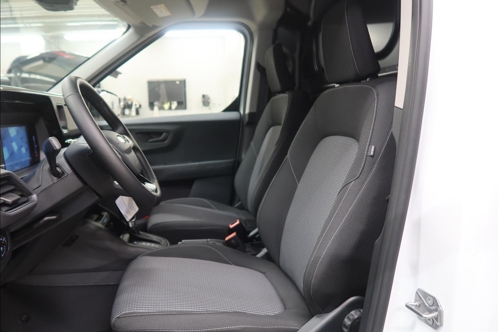 FORD TRANSIT COURIER 2026