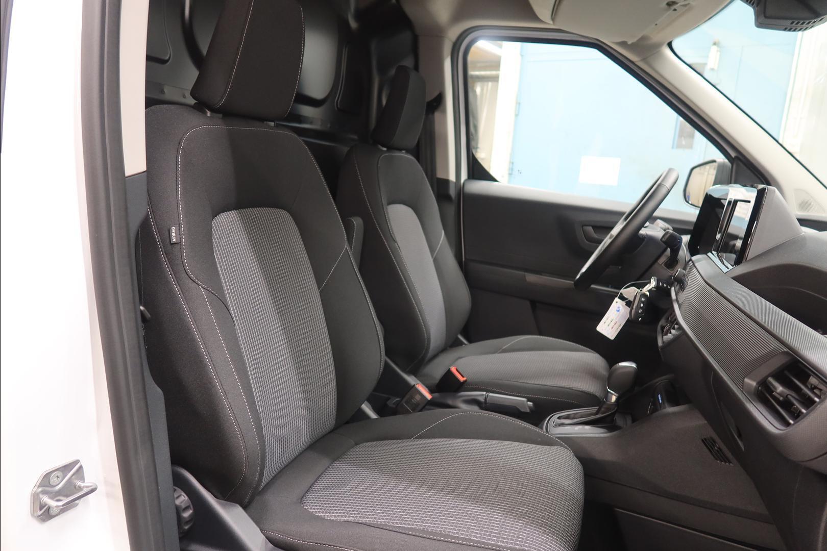FORD TRANSIT COURIER 2026