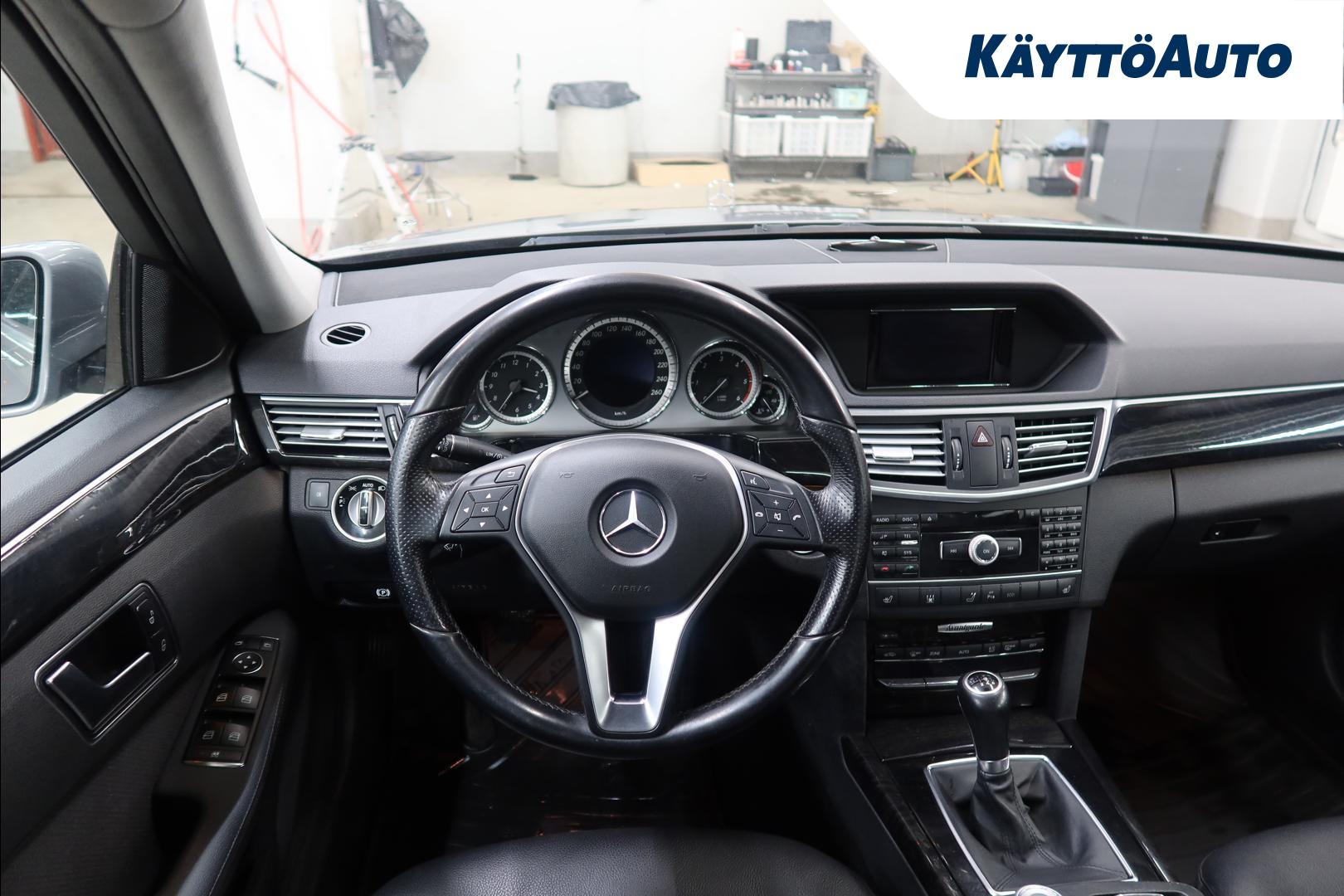 Mercedes-Benz E 2012