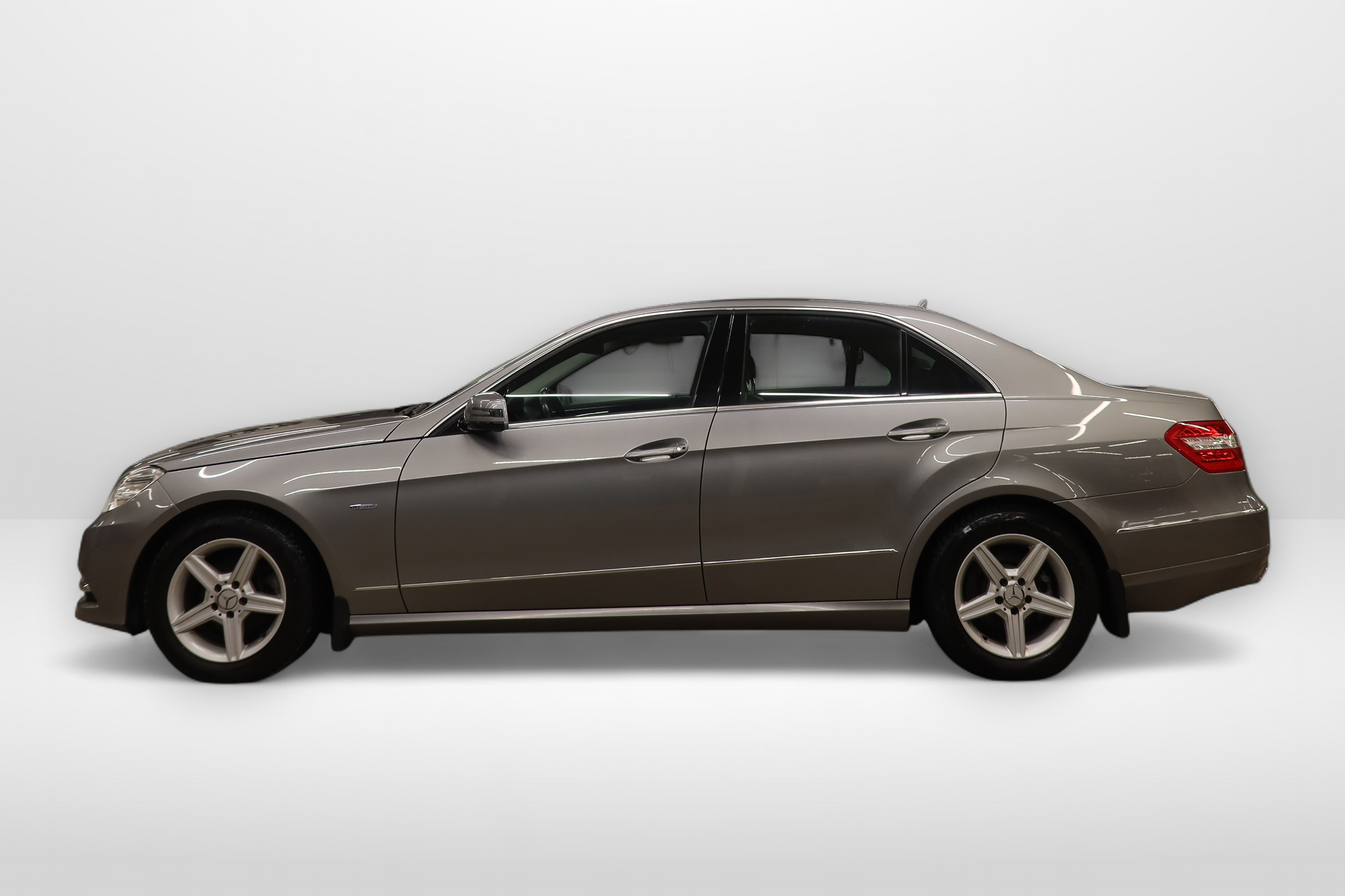 Mercedes-Benz E 2012