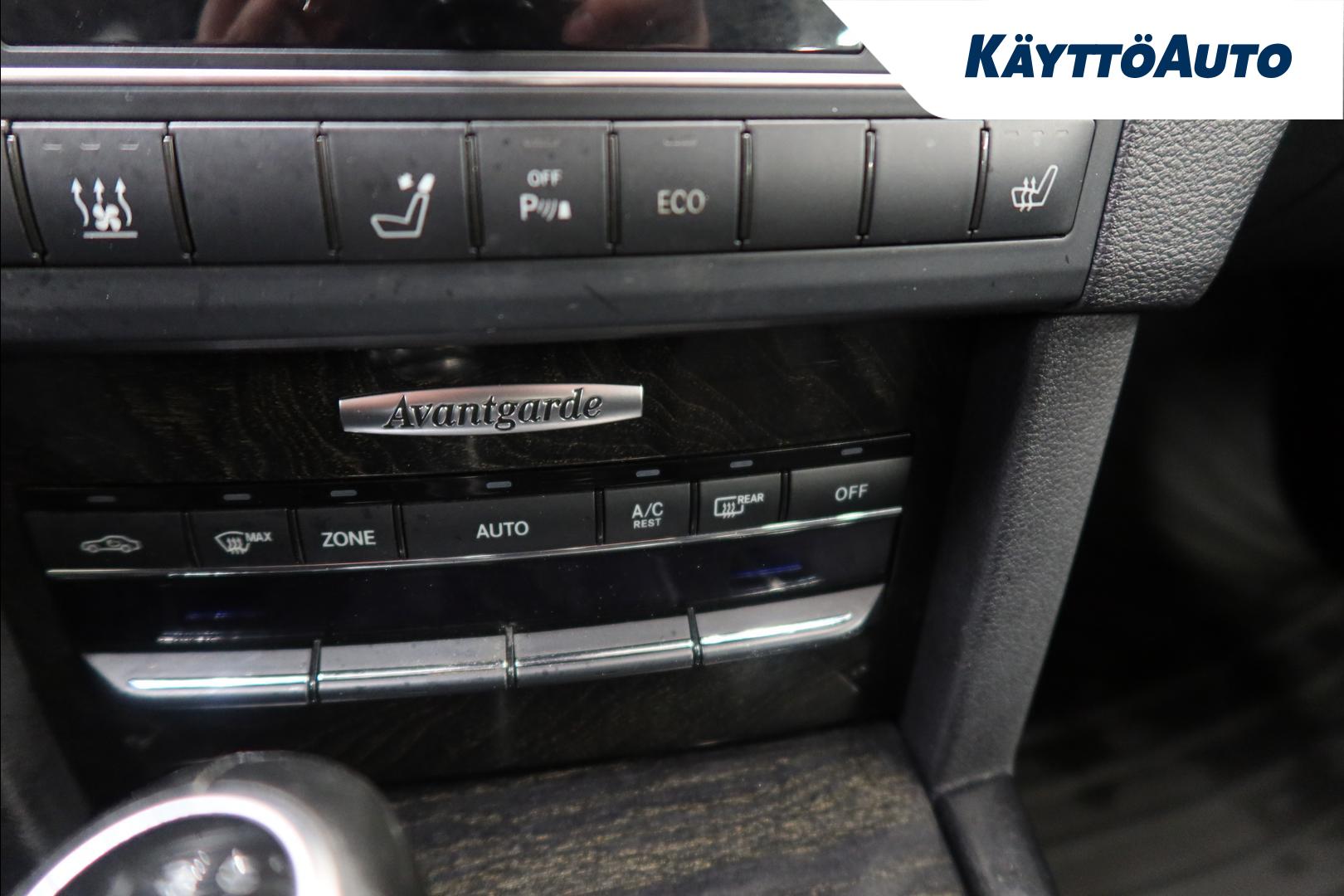 Mercedes-Benz E 2012