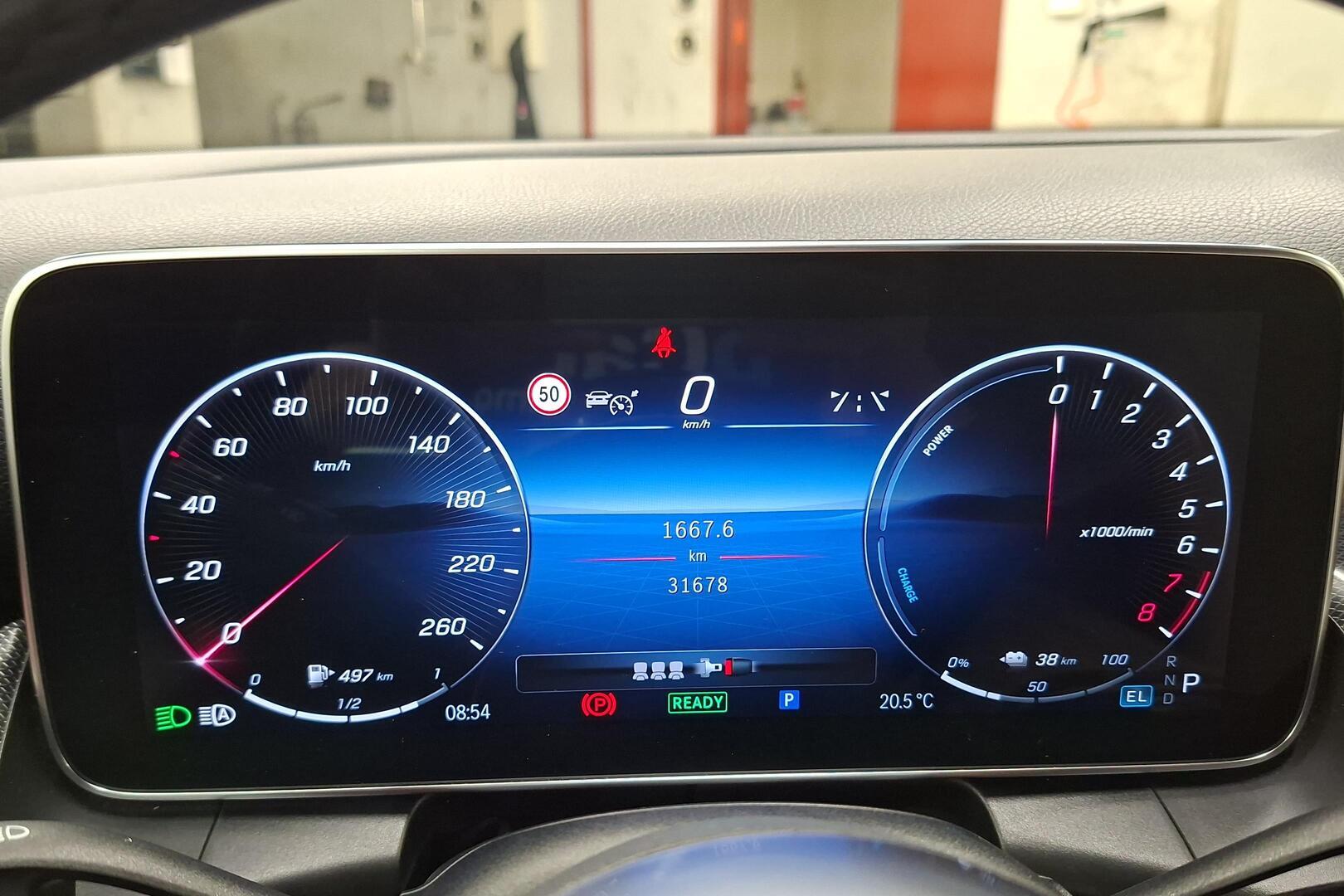 MERCEDES-BENZ GLC 2023