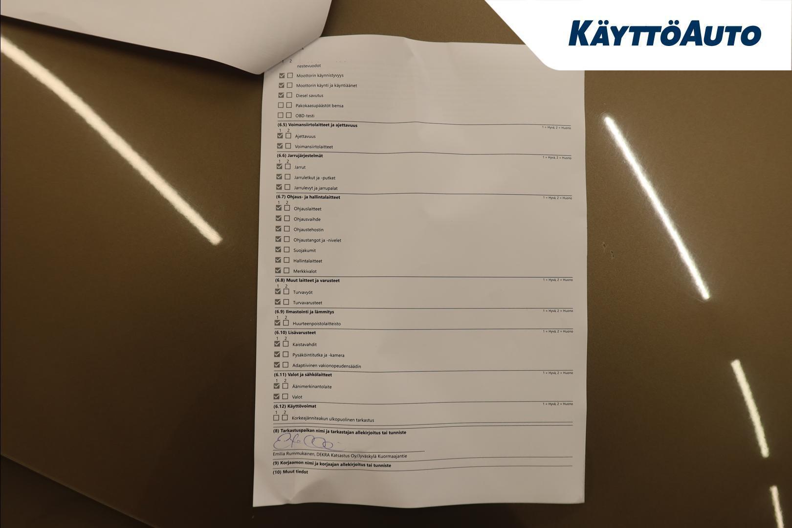 VOLKSWAGEN Golf Sportsvan 2014