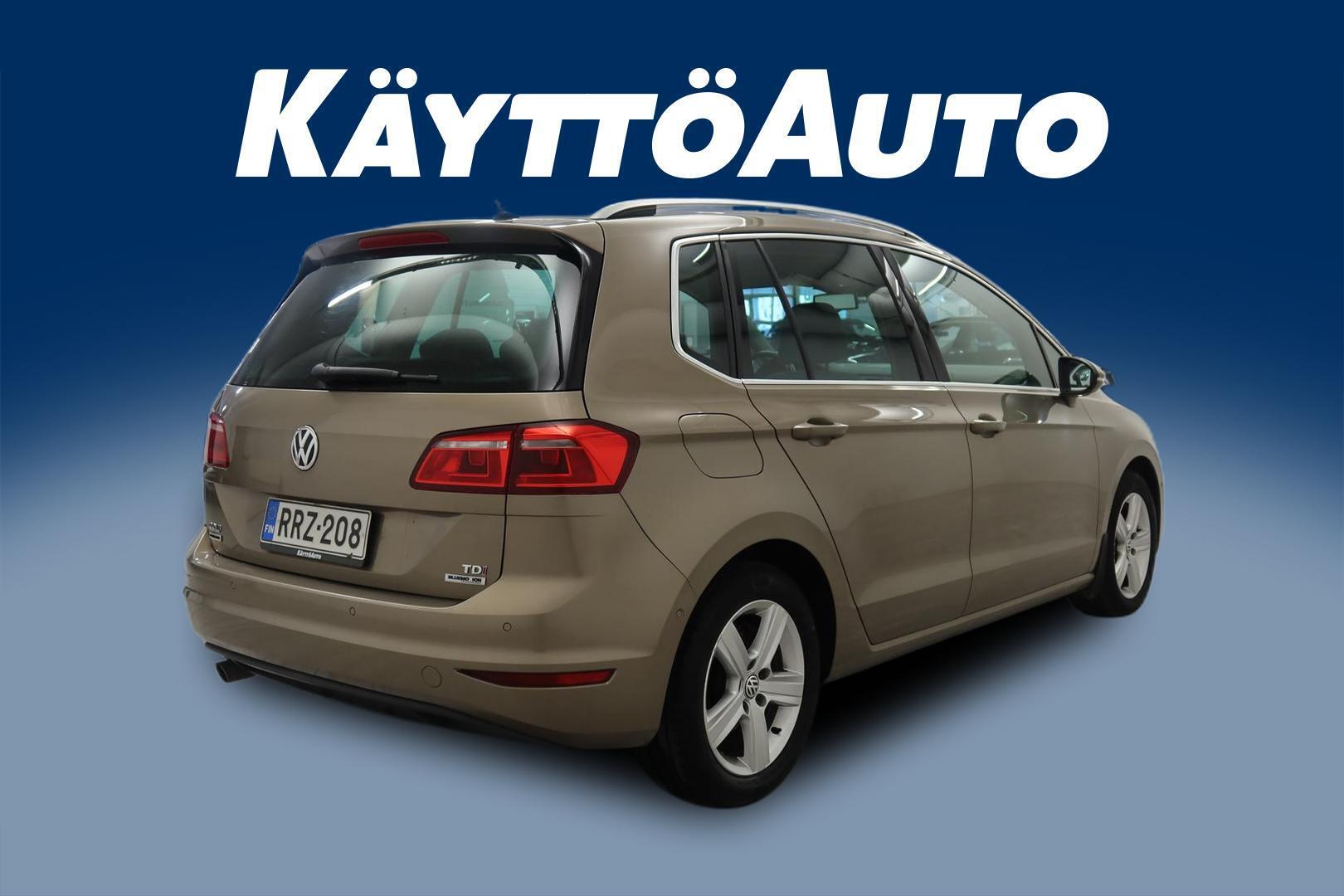 VOLKSWAGEN Golf Sportsvan 2014