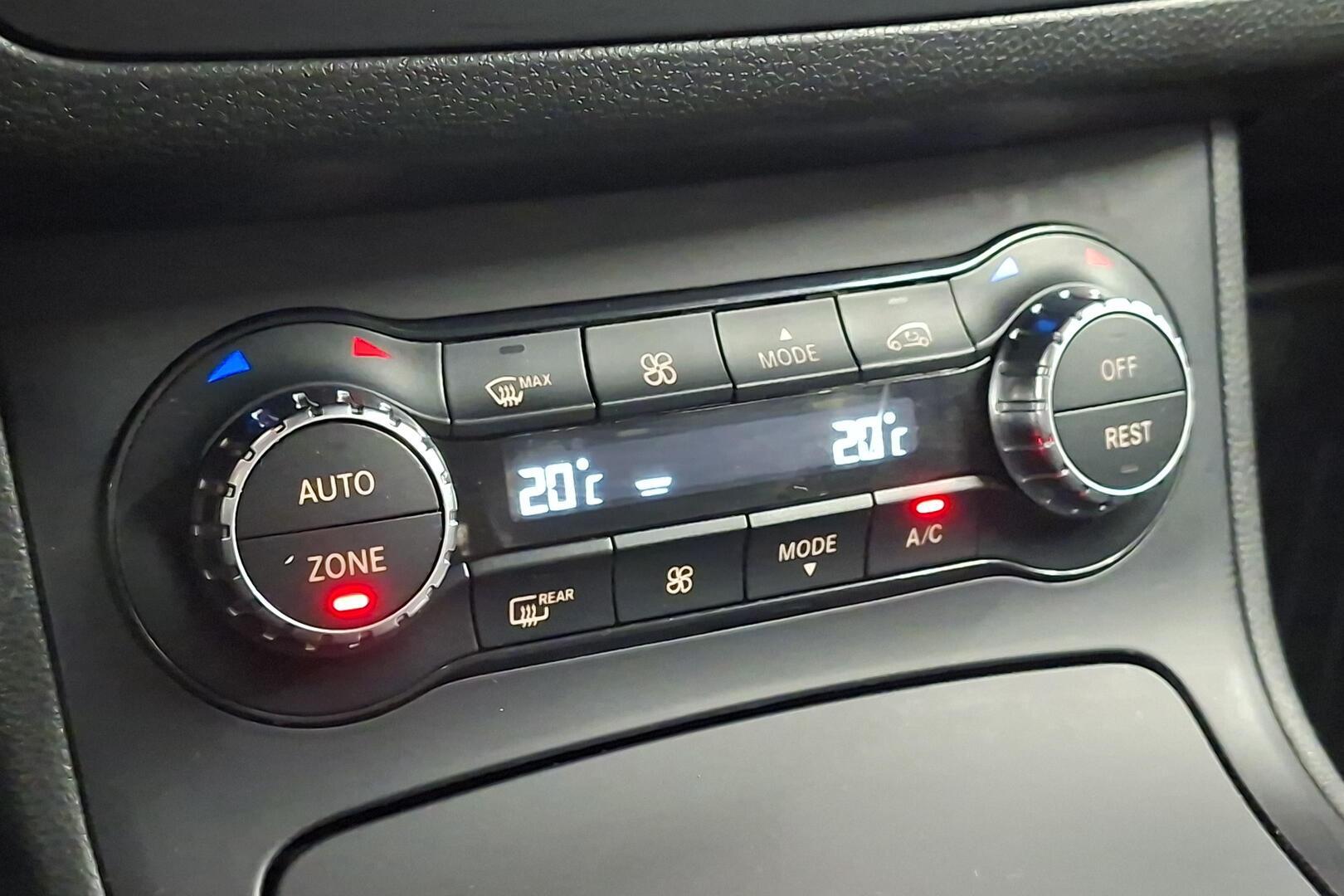 MERCEDES-BENZ B 2015
