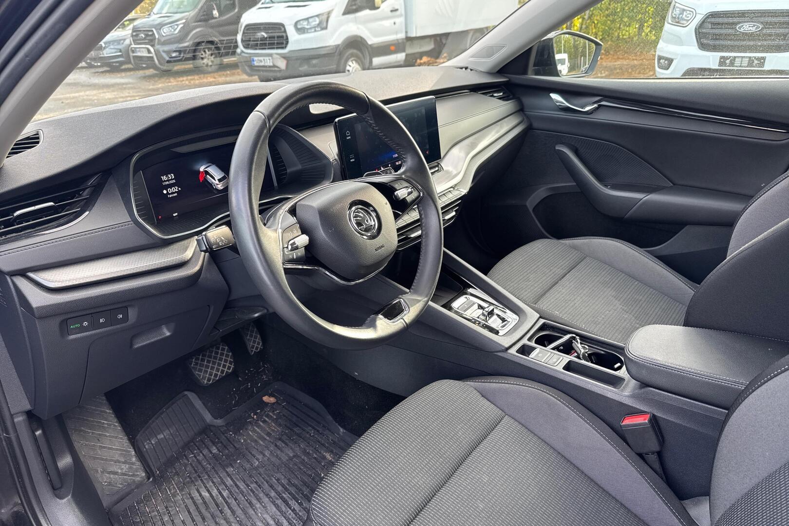 SKODA Octavia 2024