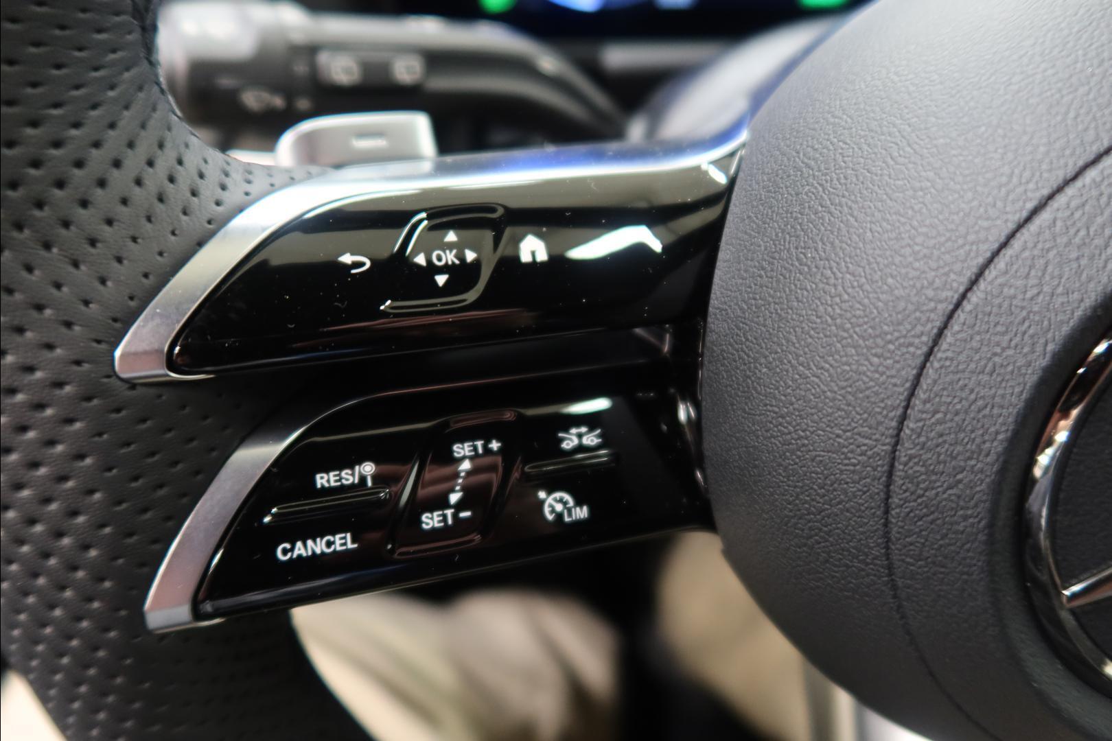 MERCEDES-BENZ EQA 2026