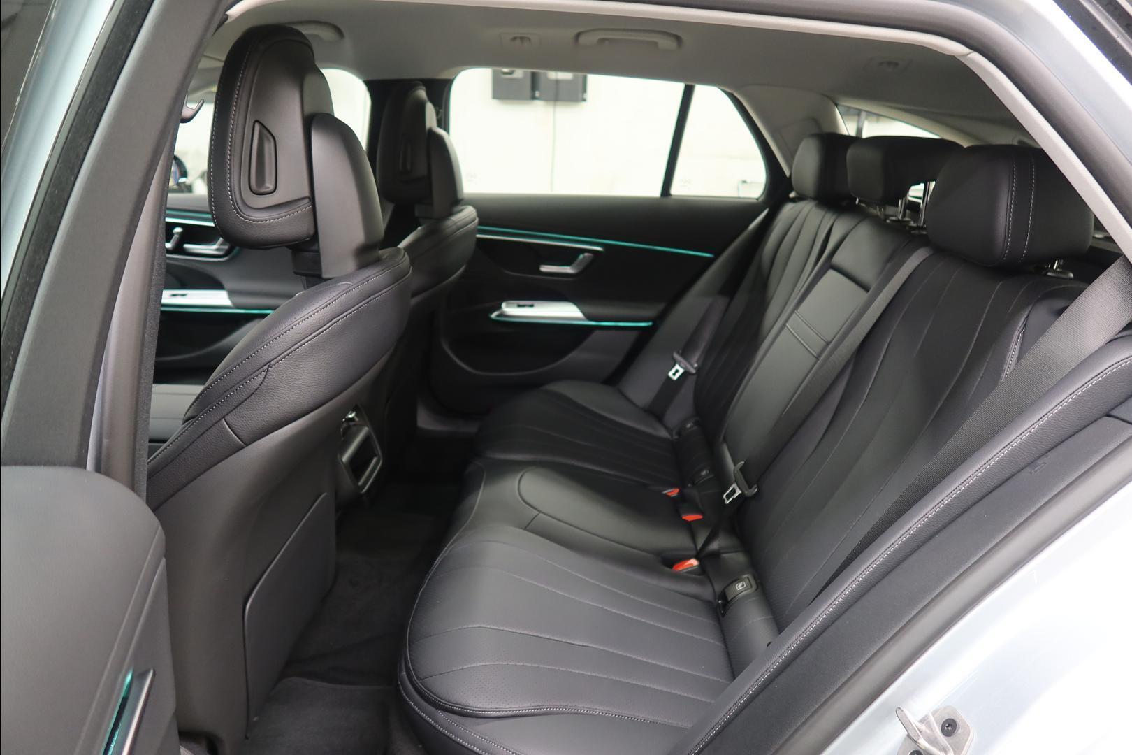 MERCEDES-BENZ E 2026