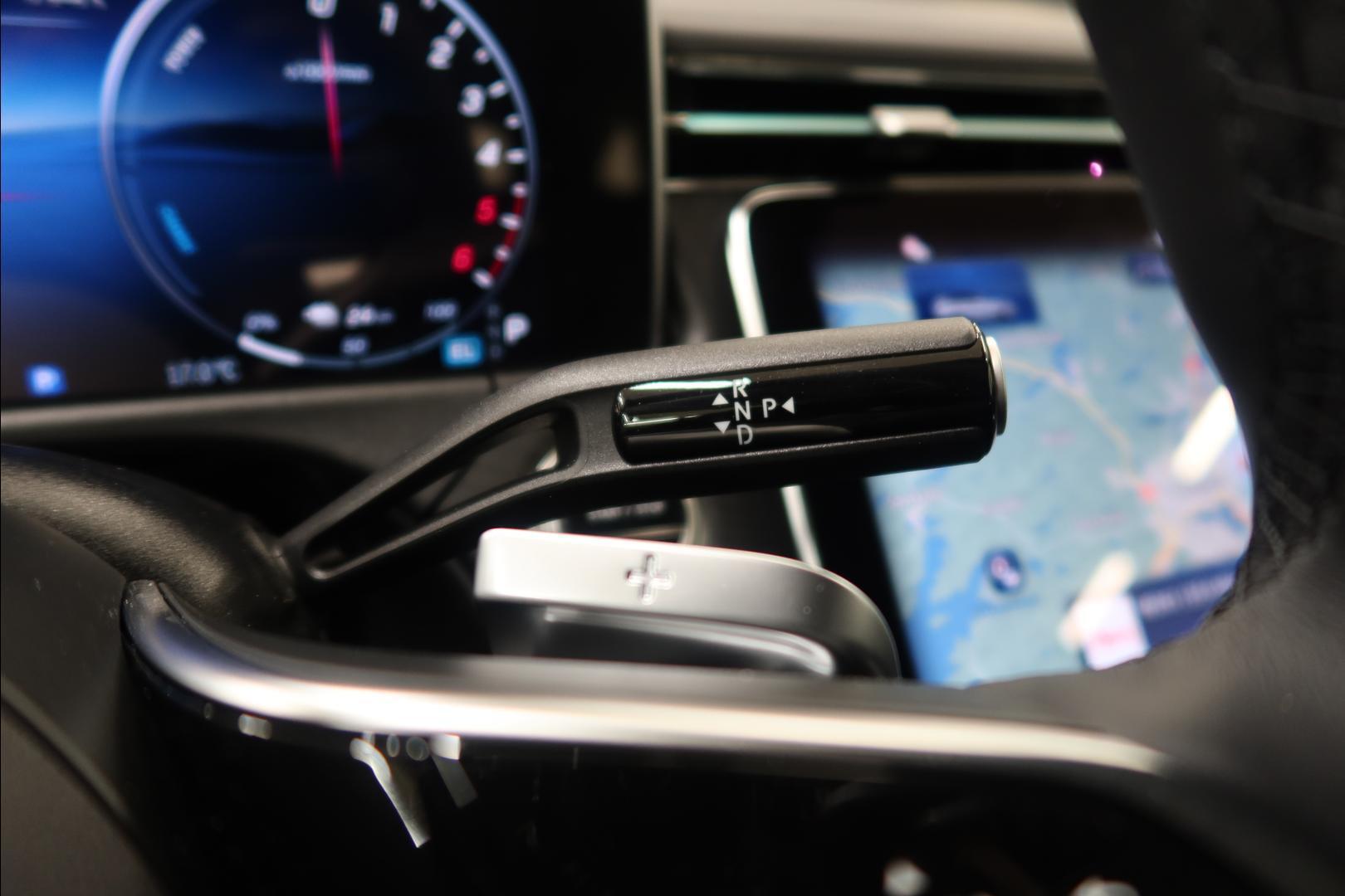 MERCEDES-BENZ E 2026