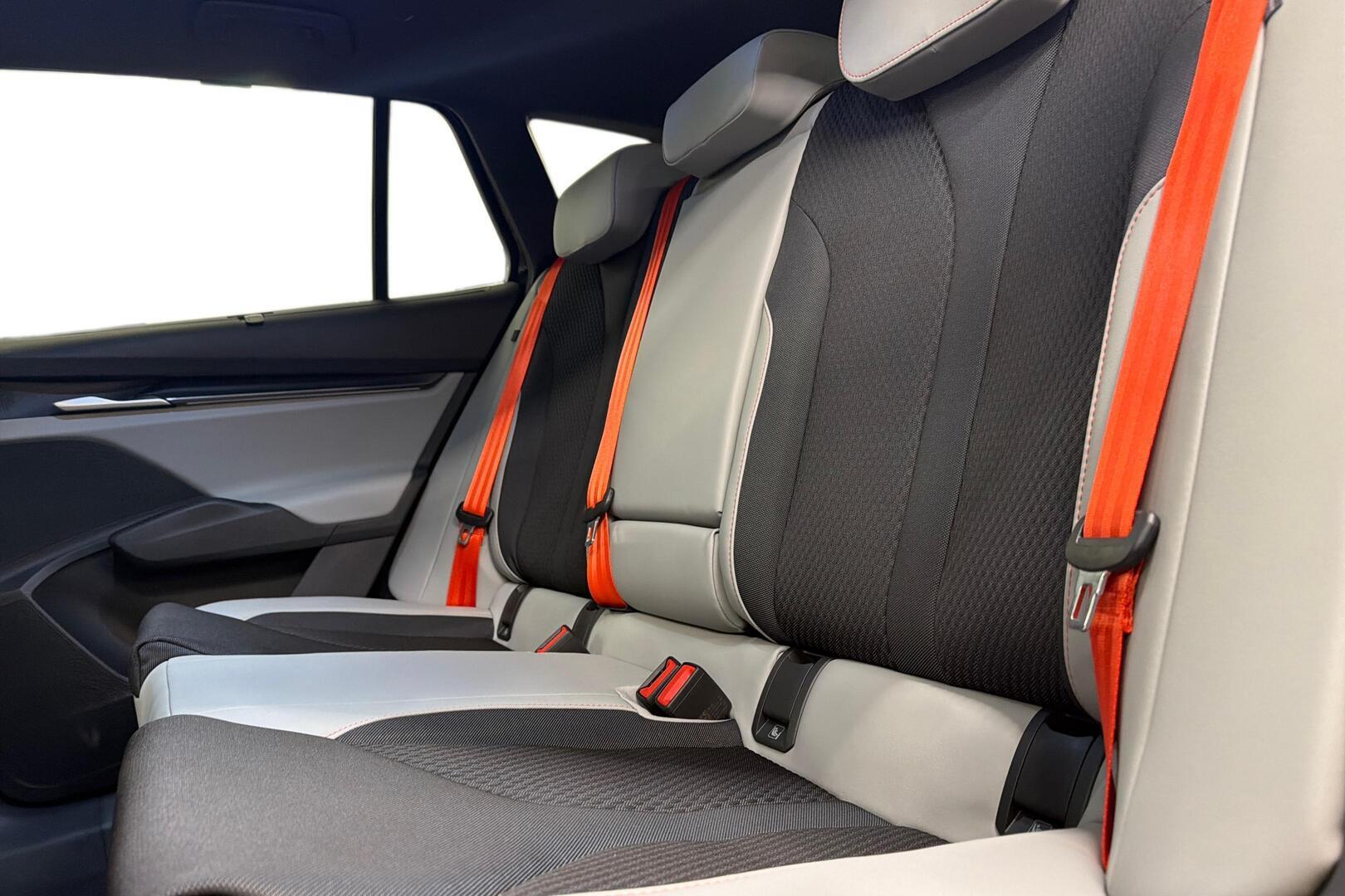 SKODA Enyaq 15