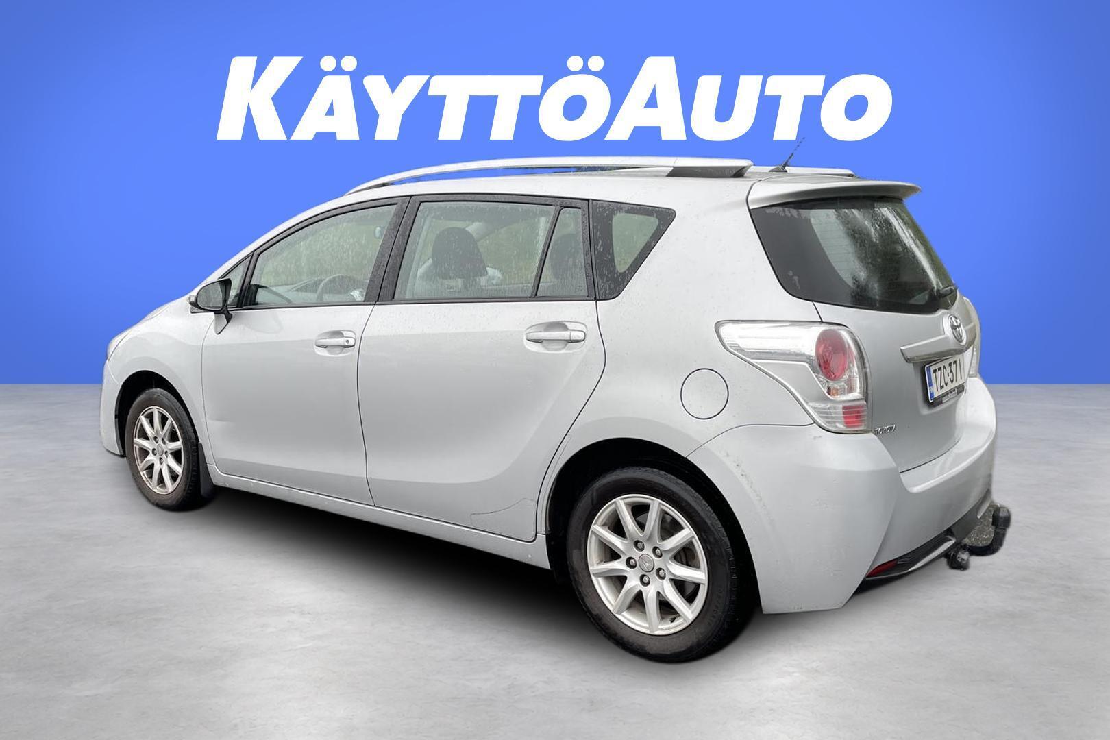 TOYOTA Verso 2015