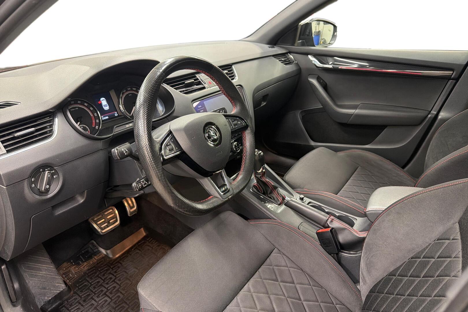 SKODA Octavia 10