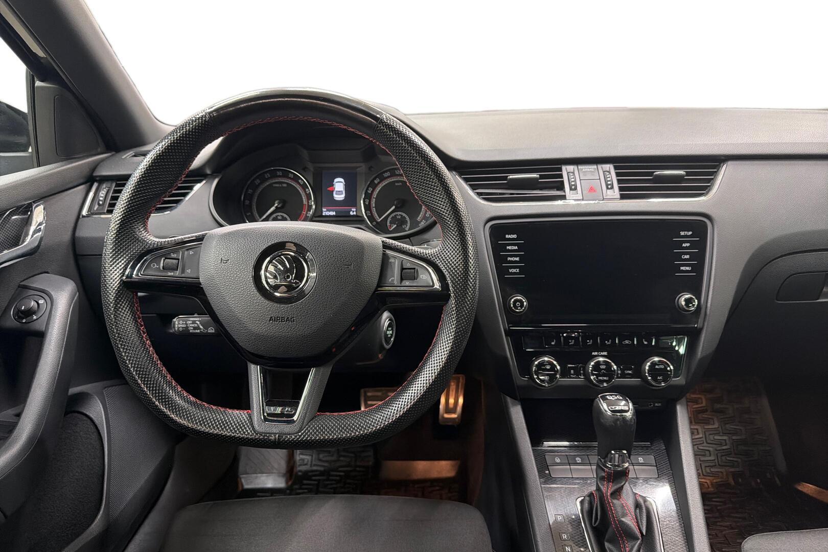SKODA Octavia 13