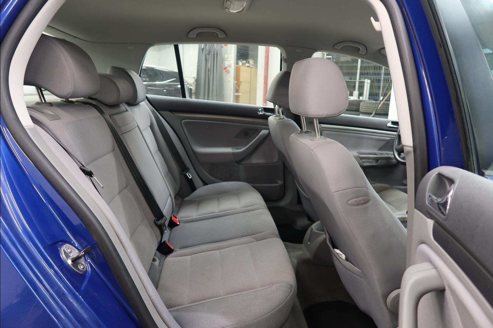 Volkswagen Golf 2005