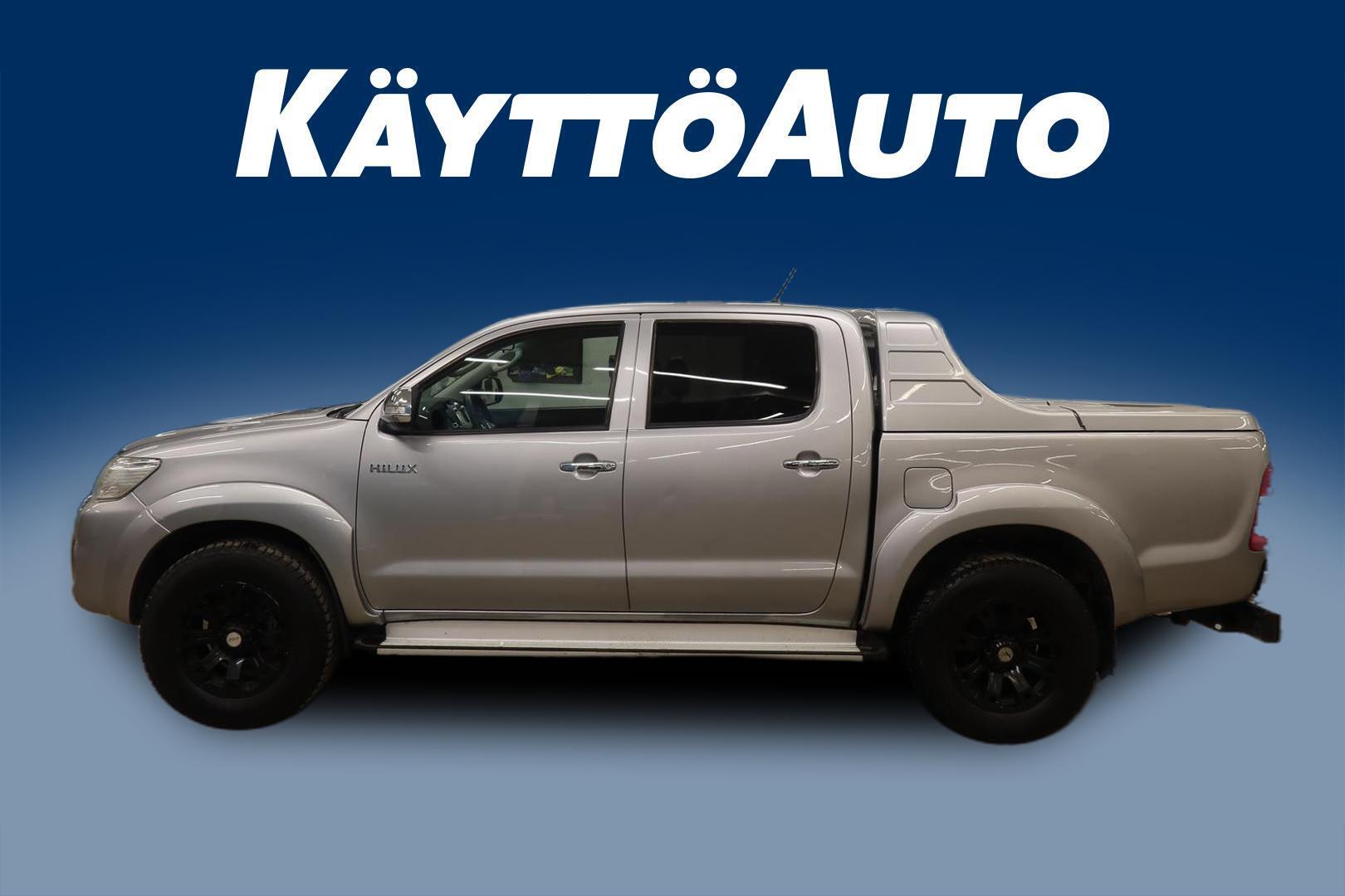 TOYOTA Hilux 2016