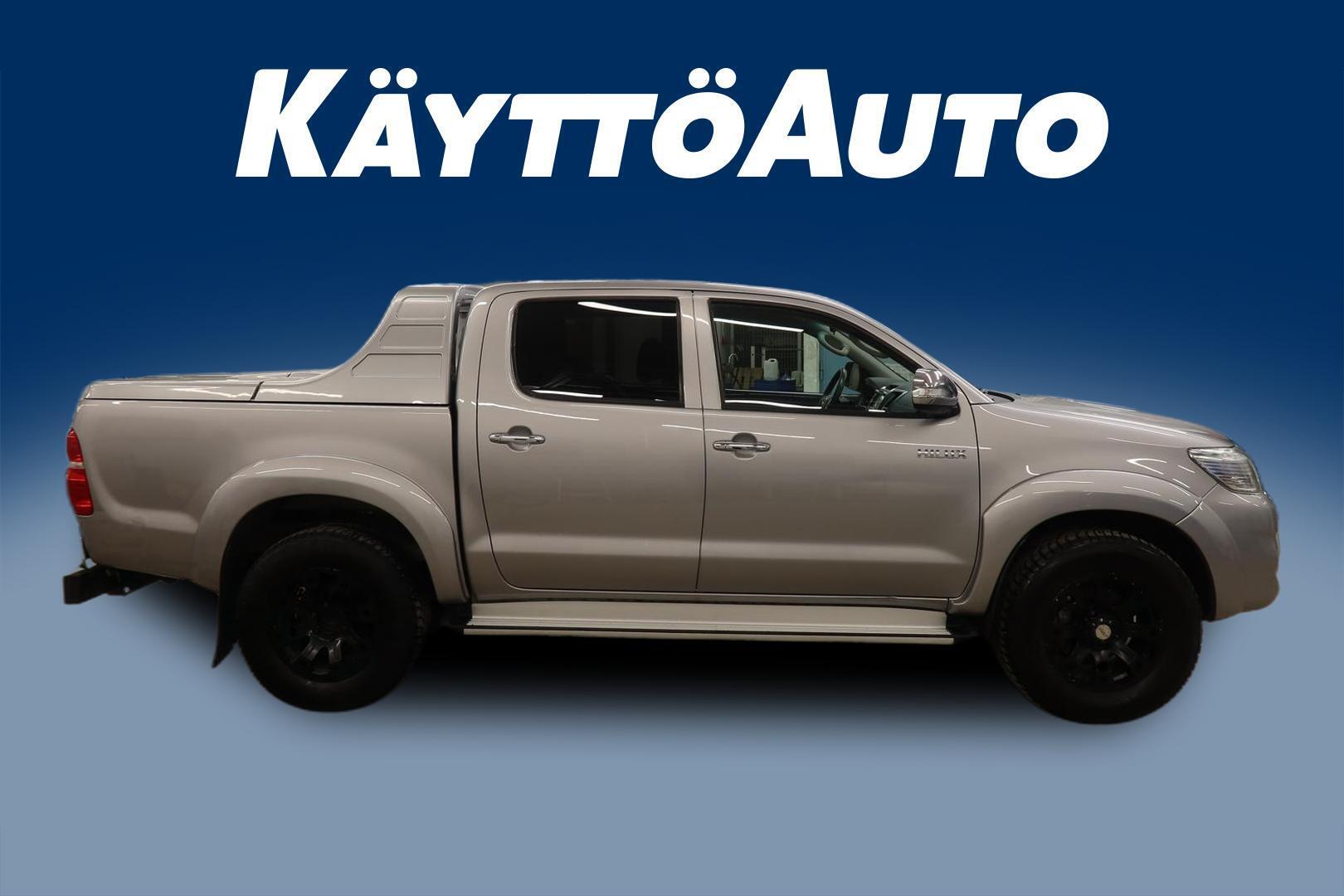 TOYOTA Hilux 2016