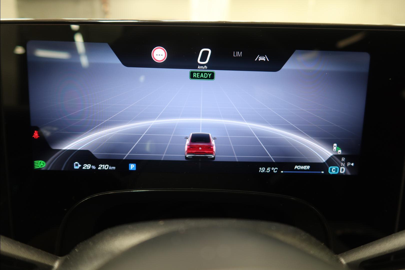 MERCEDES-BENZ CLA 2026