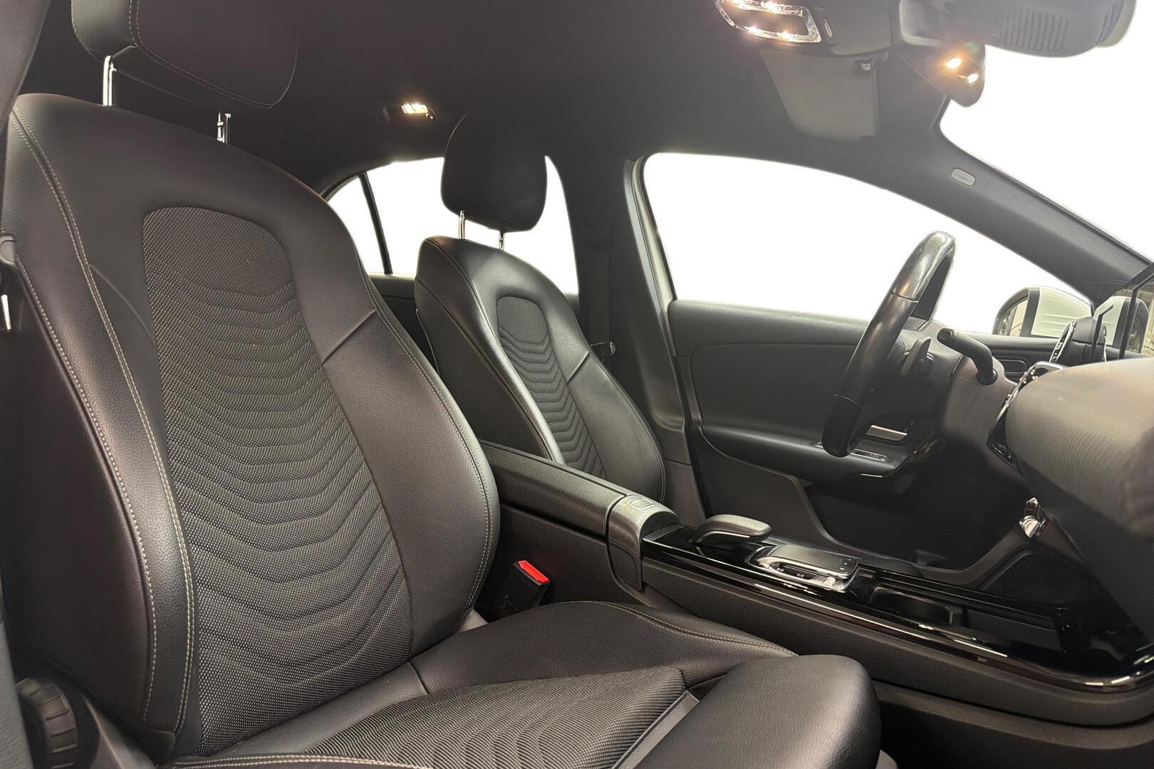 MERCEDES-BENZ A 2019