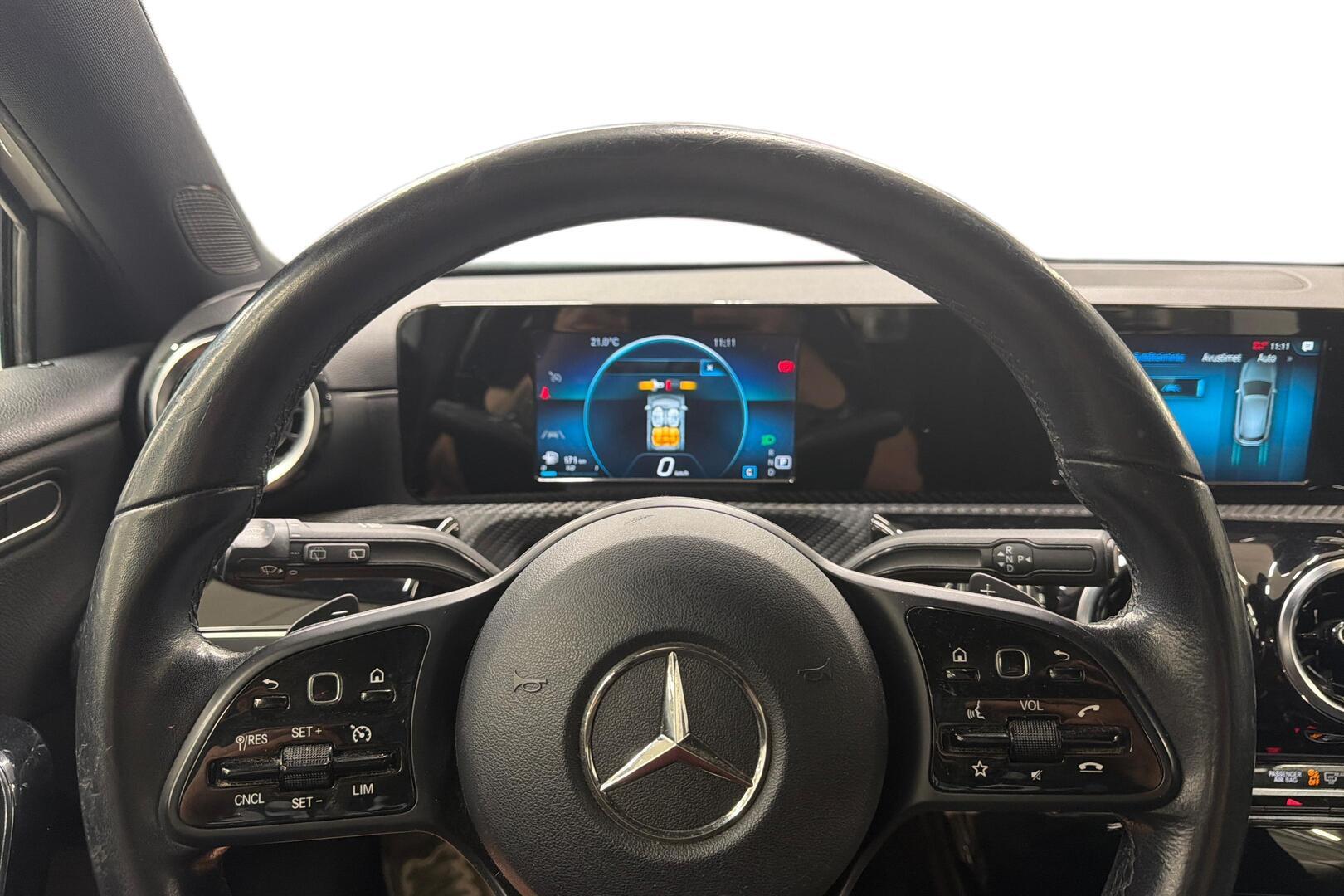 MERCEDES-BENZ A 2019