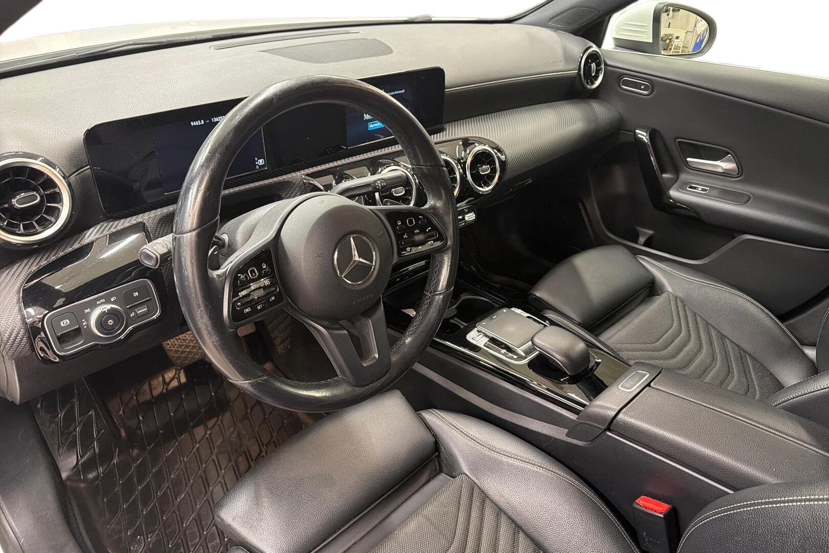 MERCEDES-BENZ A 2019