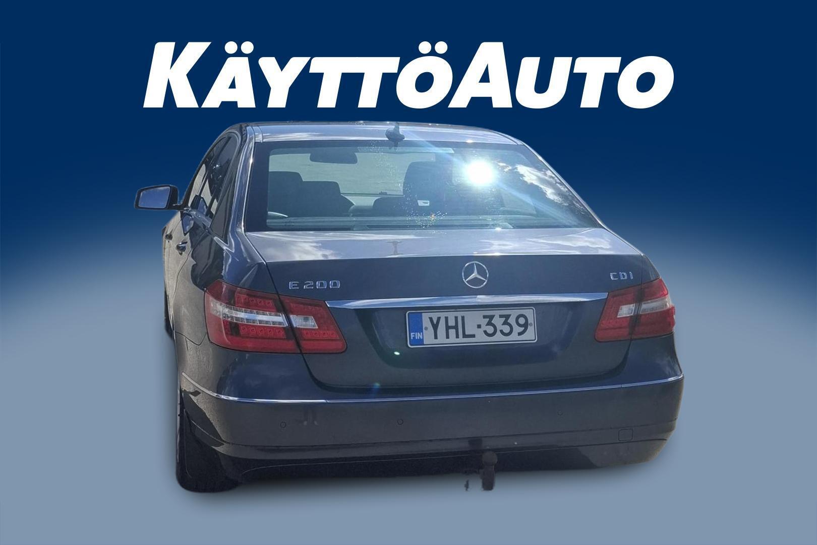 MERCEDES-BENZ E 2011