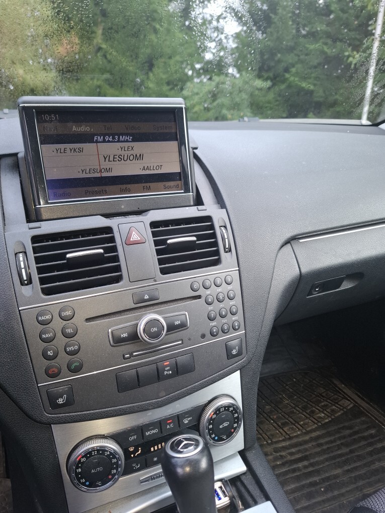 Mercedes-Benz C 2010