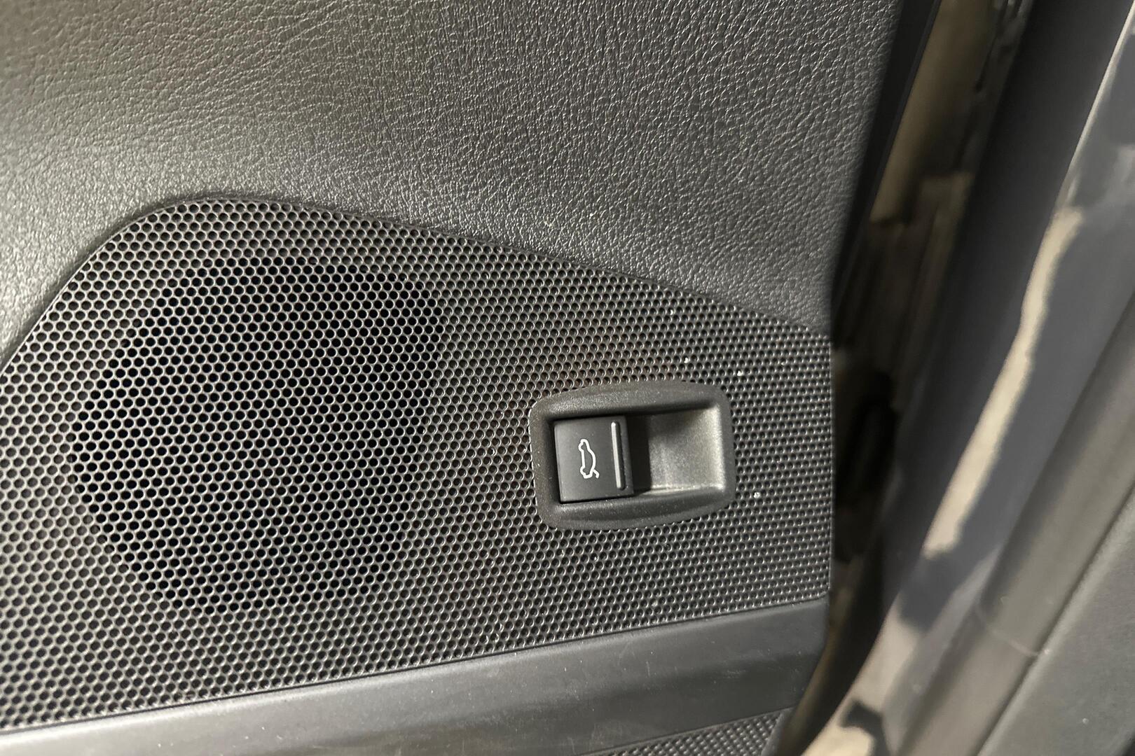 VOLKSWAGEN Passat 22