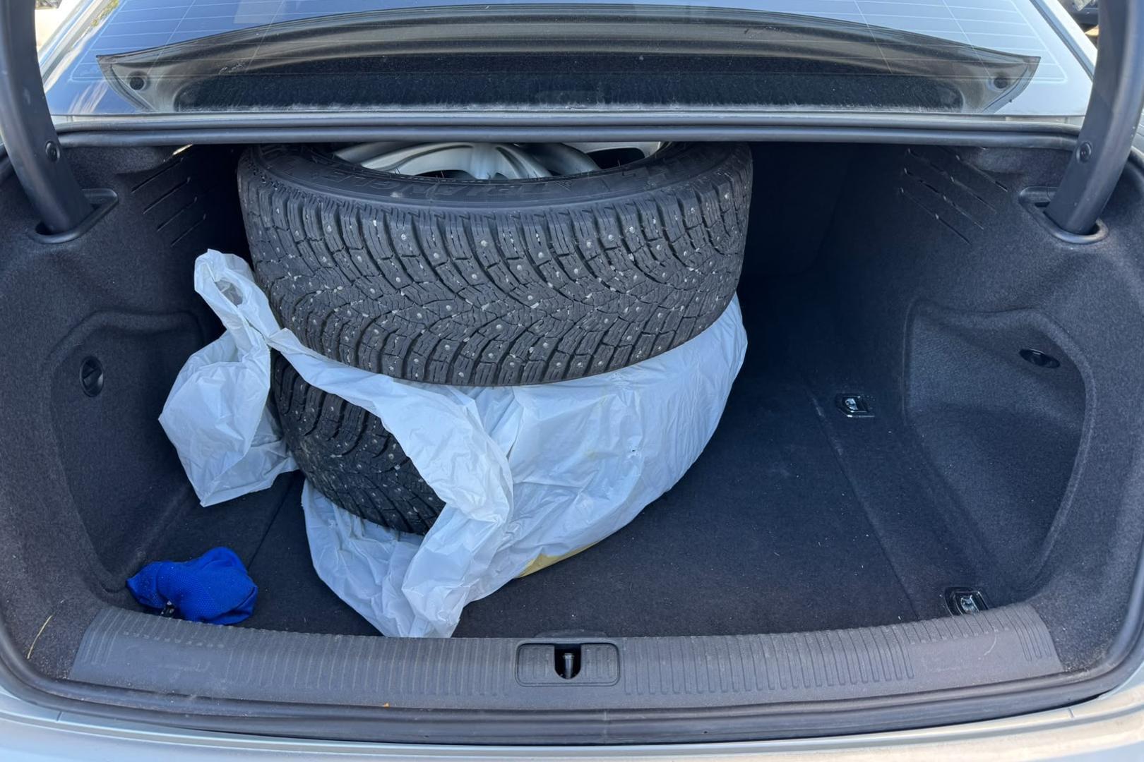 AUDI A4 2017